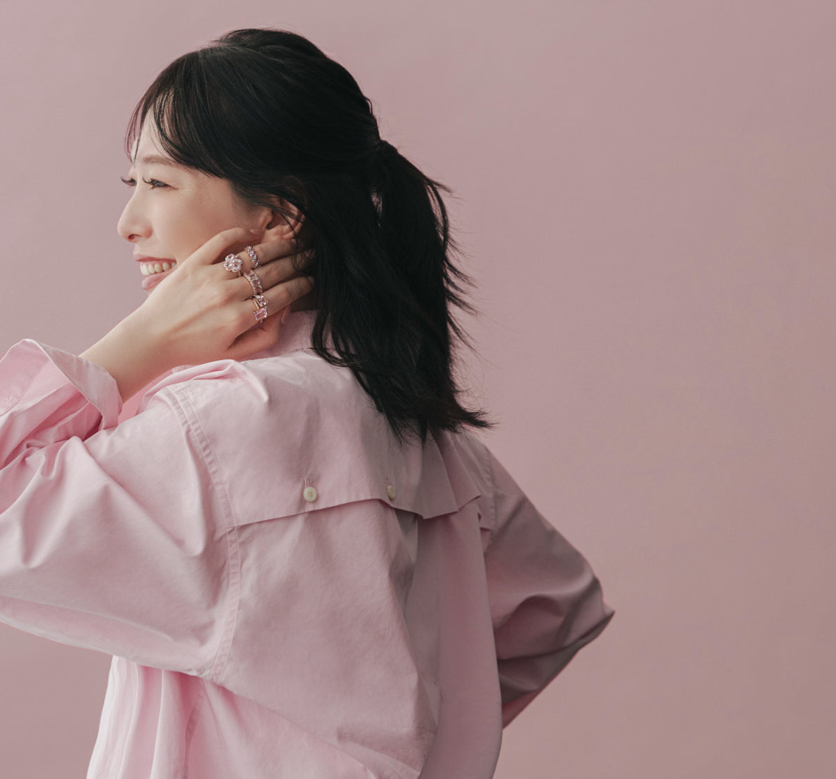 新コラム公開｜なぜ、「こちらの方が好き」と選ばれるのか、AYAKO SAKURAIの魅力を紐解く