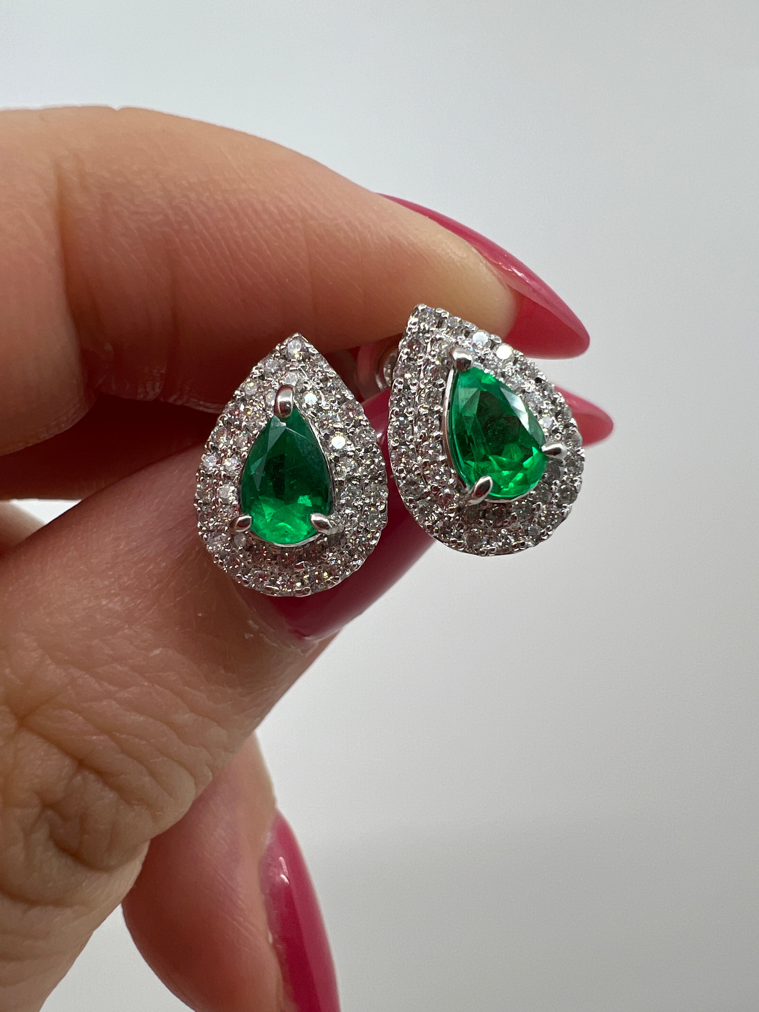 11［即納/一点物］ピアス エメラルド0.4ct前後×2 PS PT