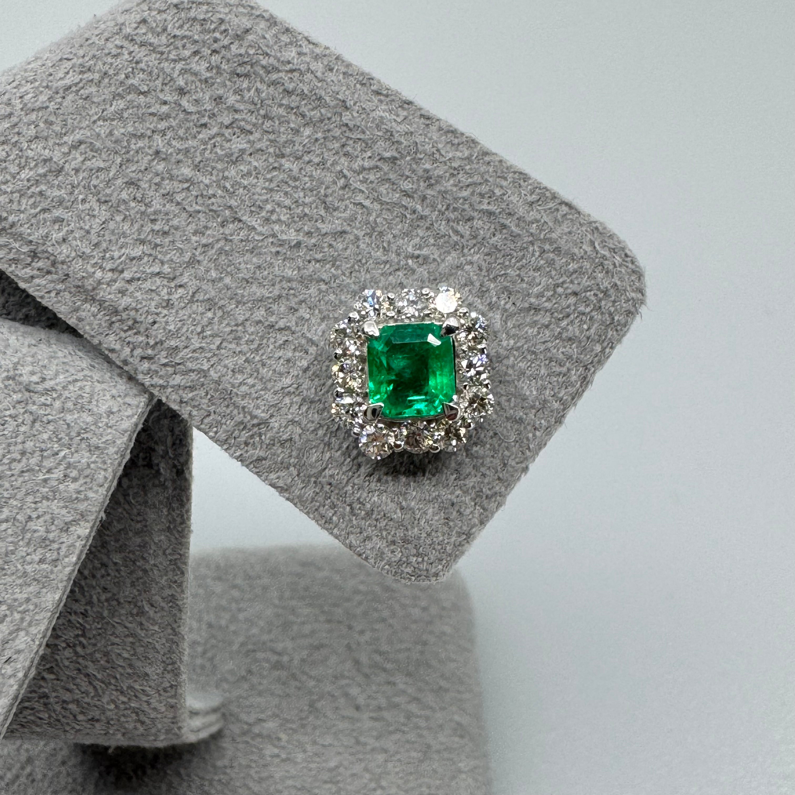 38［一点物/エムロード］ピアス エメラルド 0.5ct×2 SQ PT