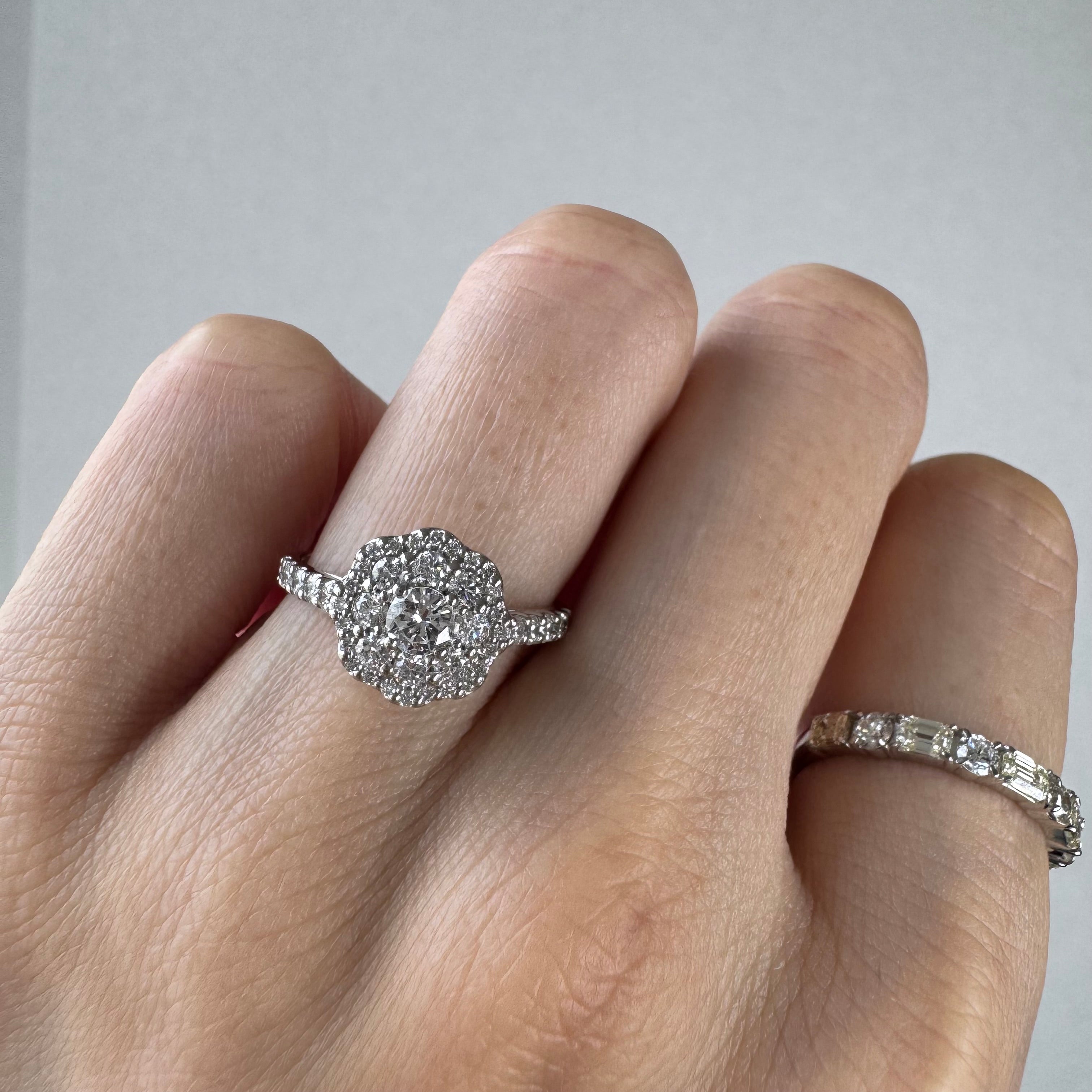 ［アネモネ］リング ダイヤ