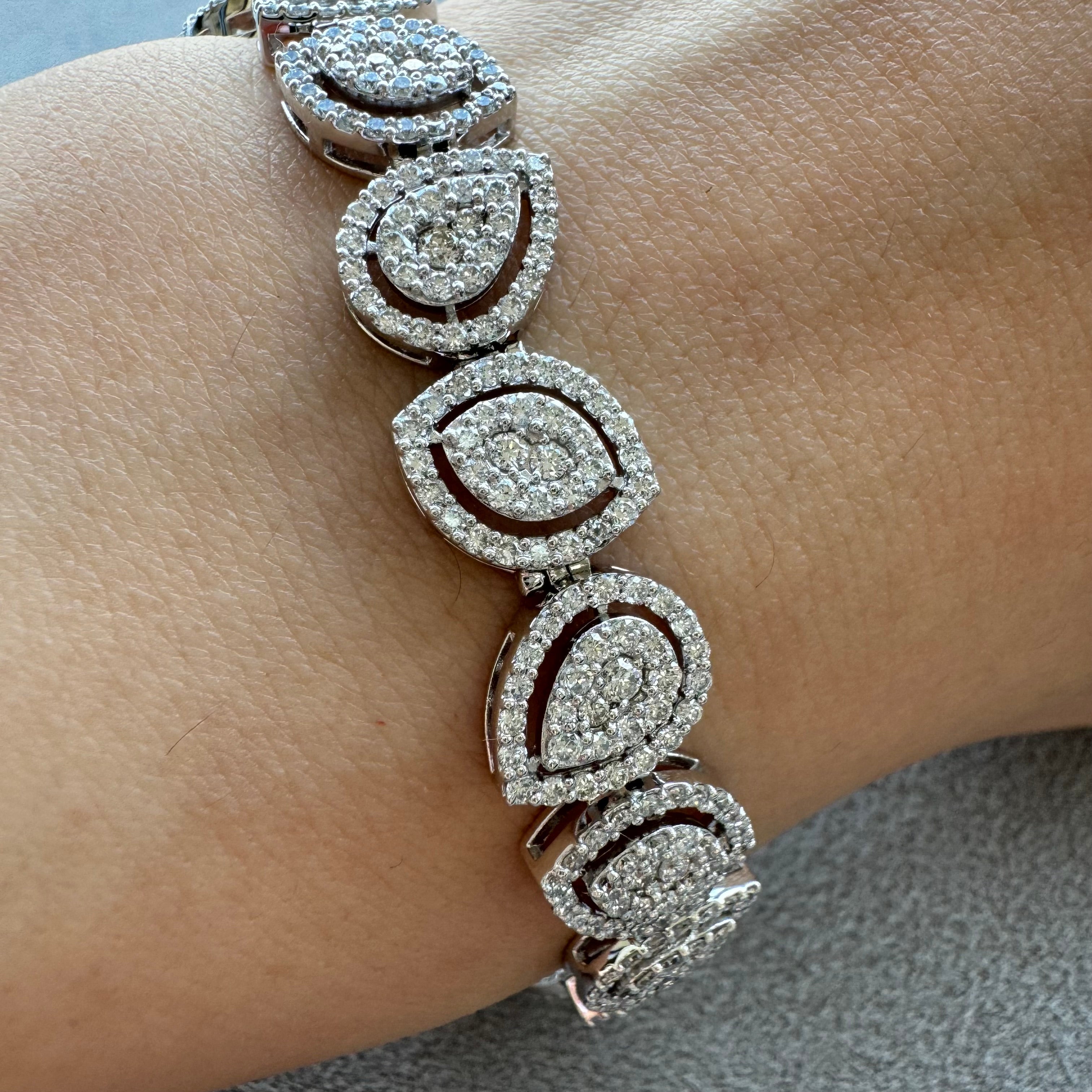 ②ダイヤ 4.5ct前後 変形 ブレスレット〜地金選択可｜AYAKO SAKURAI（櫻井 彩子（サクライ アヤコ））公式通販サイト