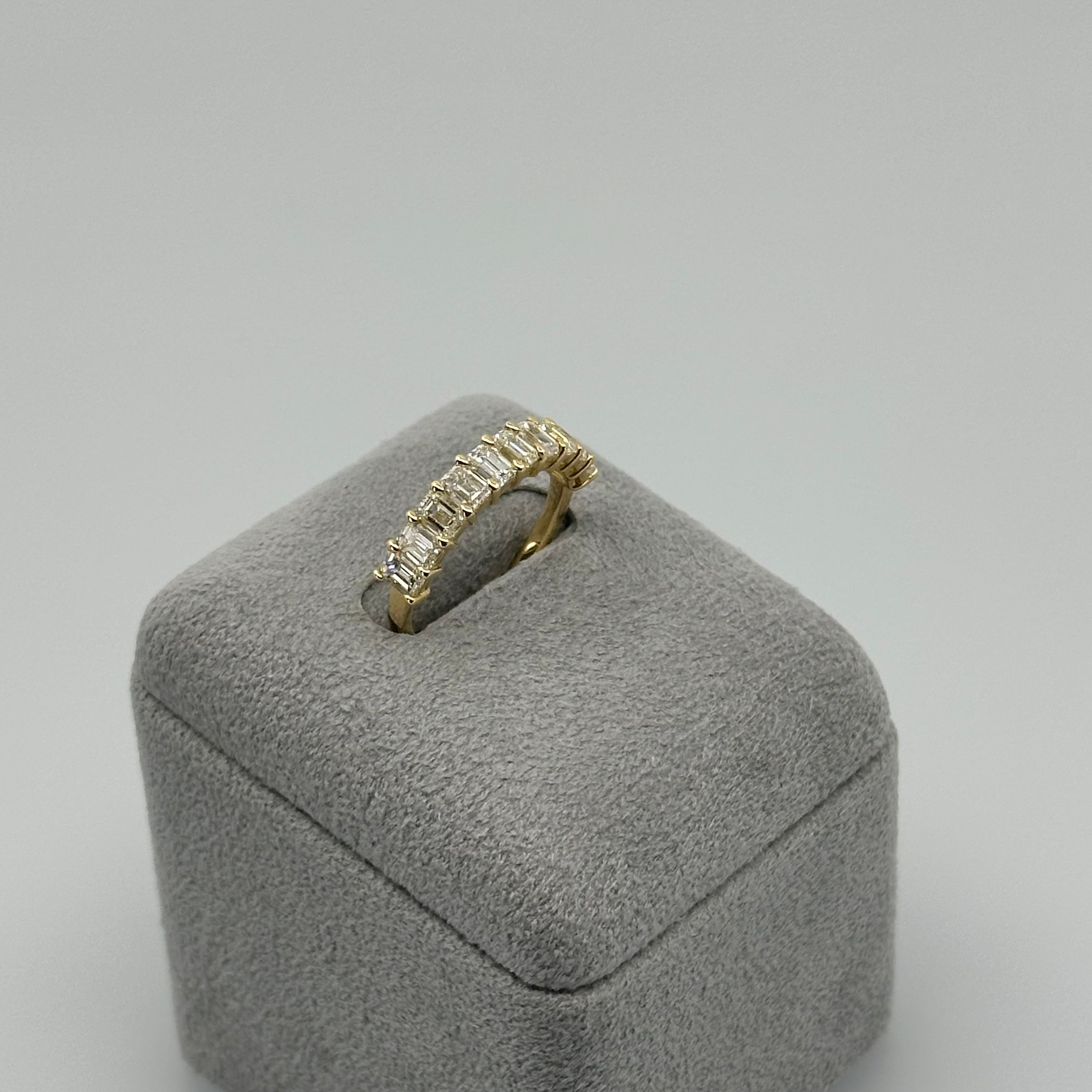 ［エクラ］リング ダイヤ 1pc0.2ct前後×10pc 1.8ct前後 EM