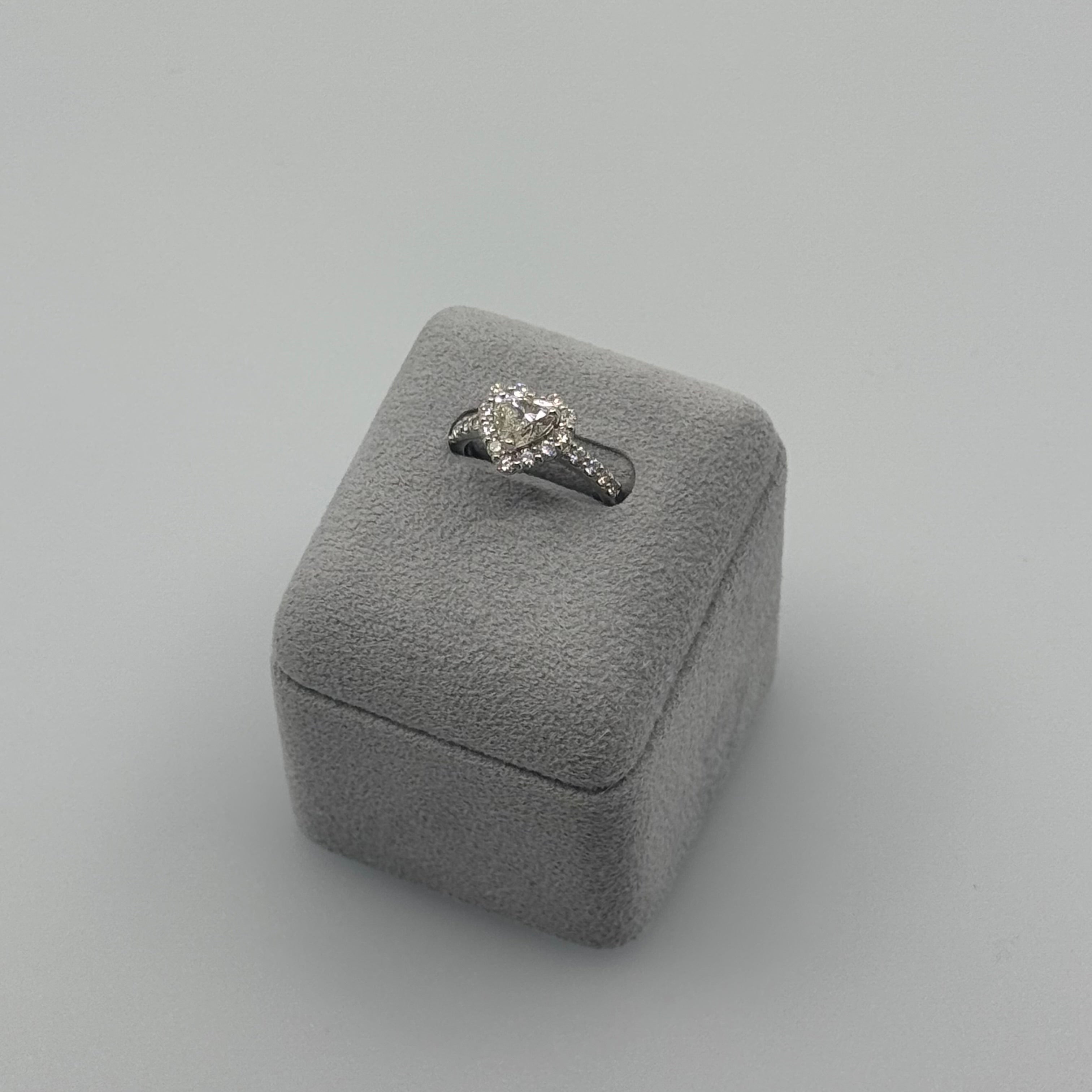 10［一点物］リング ダイヤ 1ct HS PT