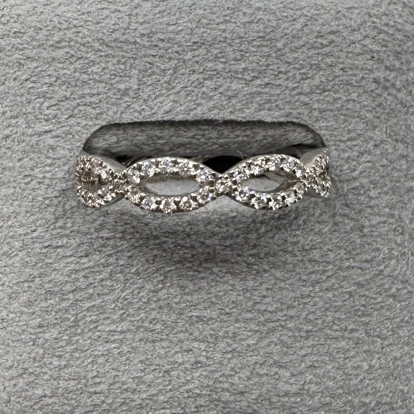 ［アポトラ］リング ダイヤ