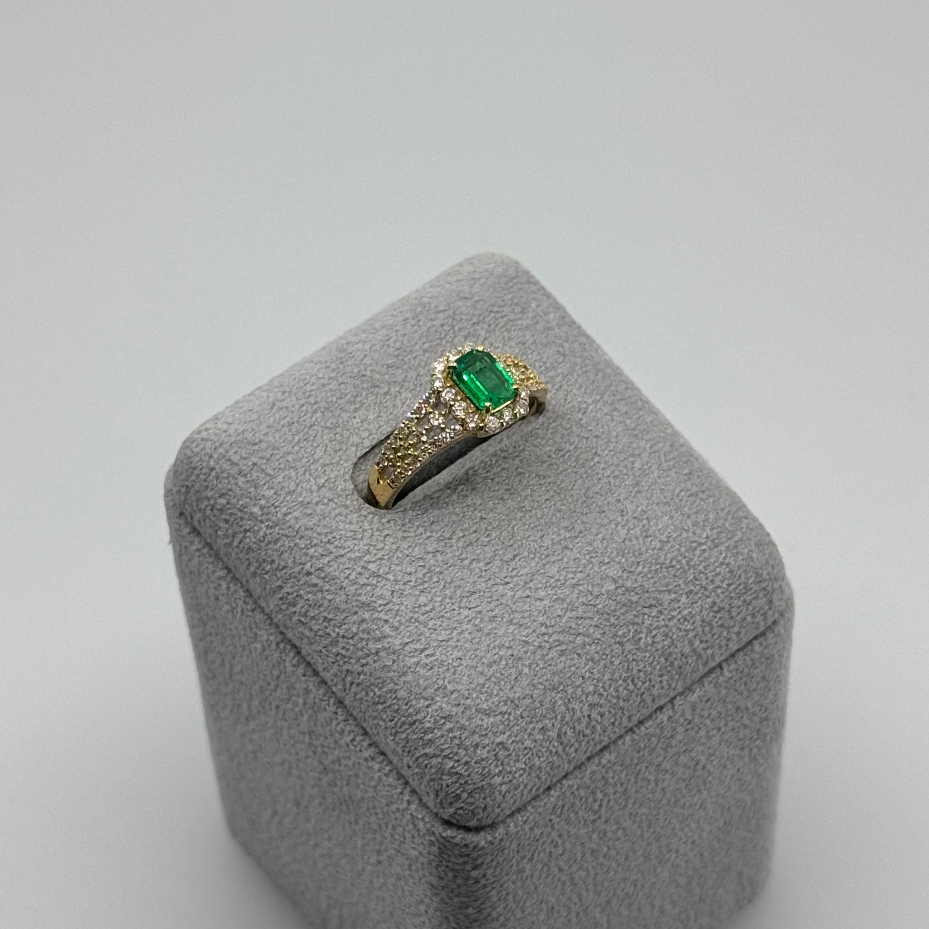 19［一点物］リング エメラルド0.5ct前後 SQ K18YG