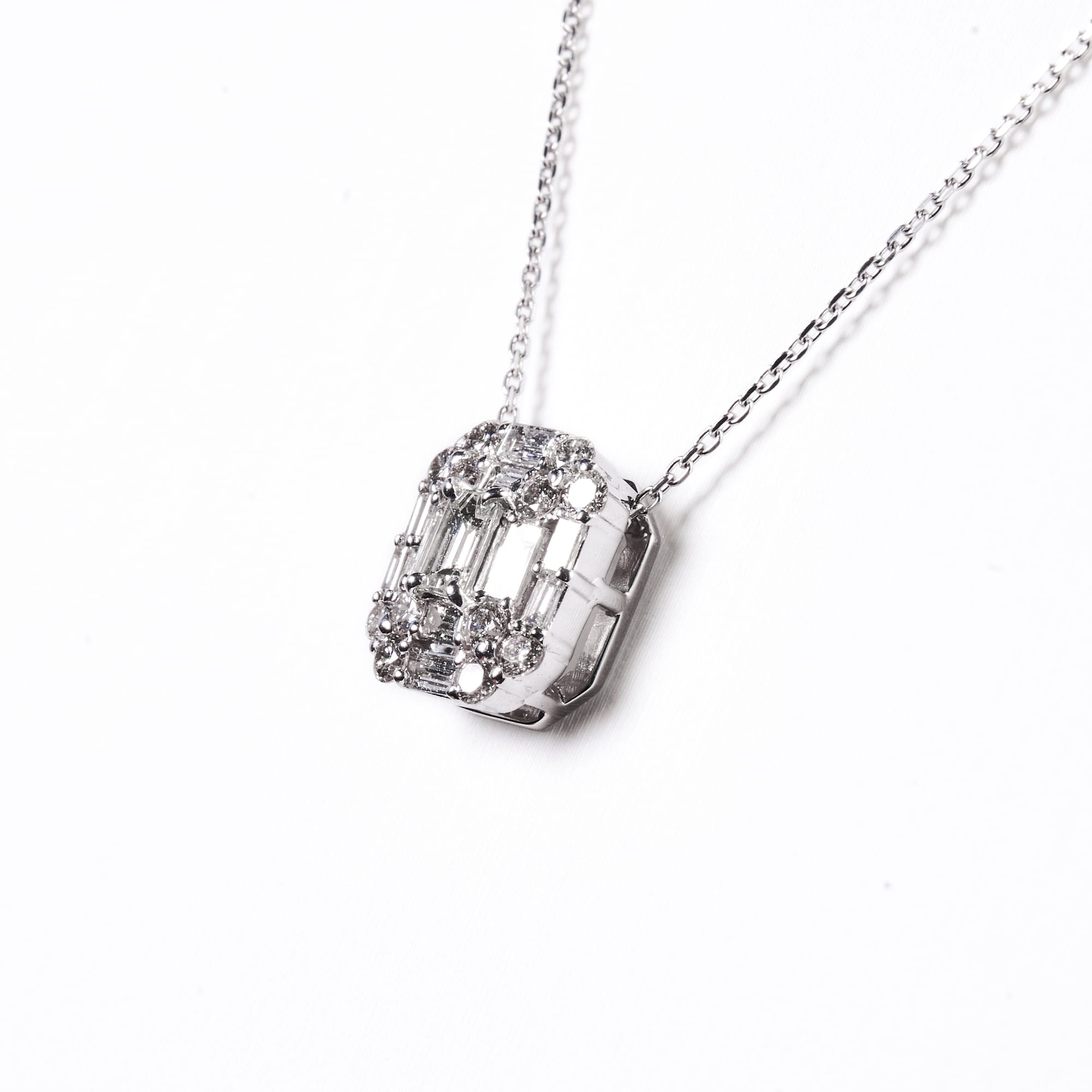 ひよこ 女医さんネックレス｜AYAKO SAKURAI（櫻井 彩子（サクライ アヤコ））公式通販サイト