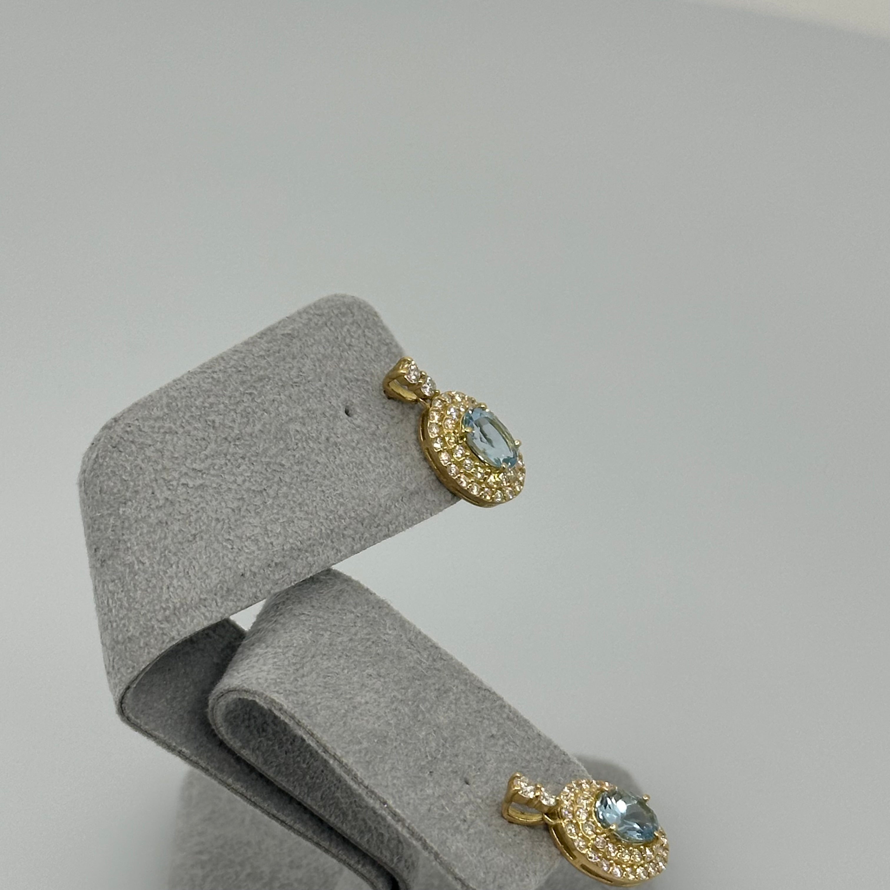 ［シャリズム］ピアス アクアマリン 0.6ct前後×2 OV K18YG