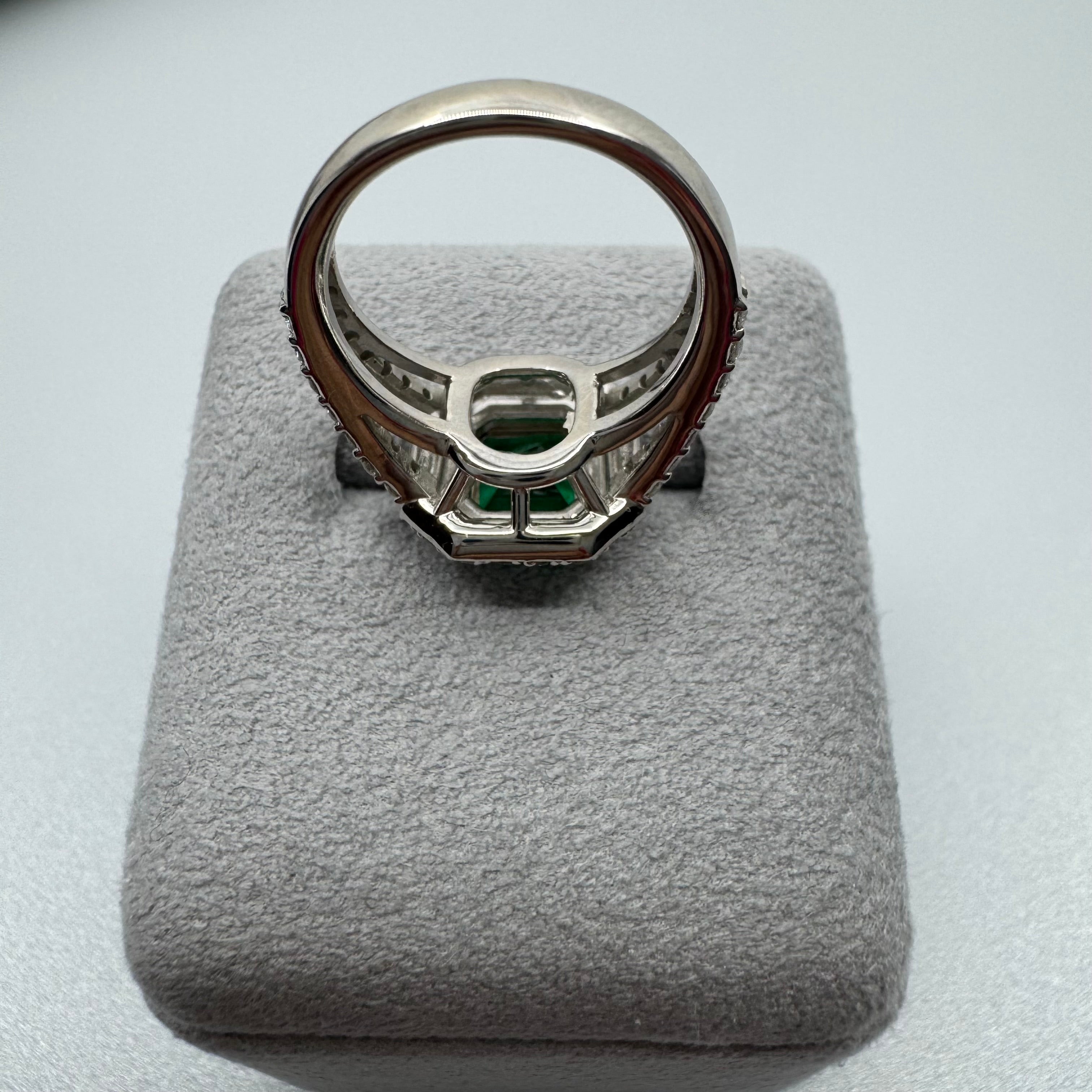 3［一点物］リング エメラルド 1.6ct SQ PT