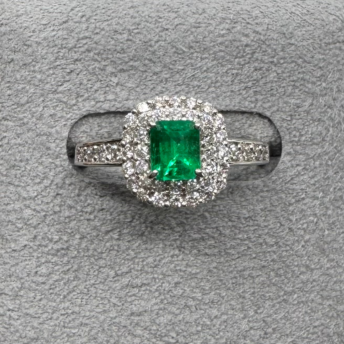 24［一点物］リング エメラルド 0.4ct前後 SQ PT