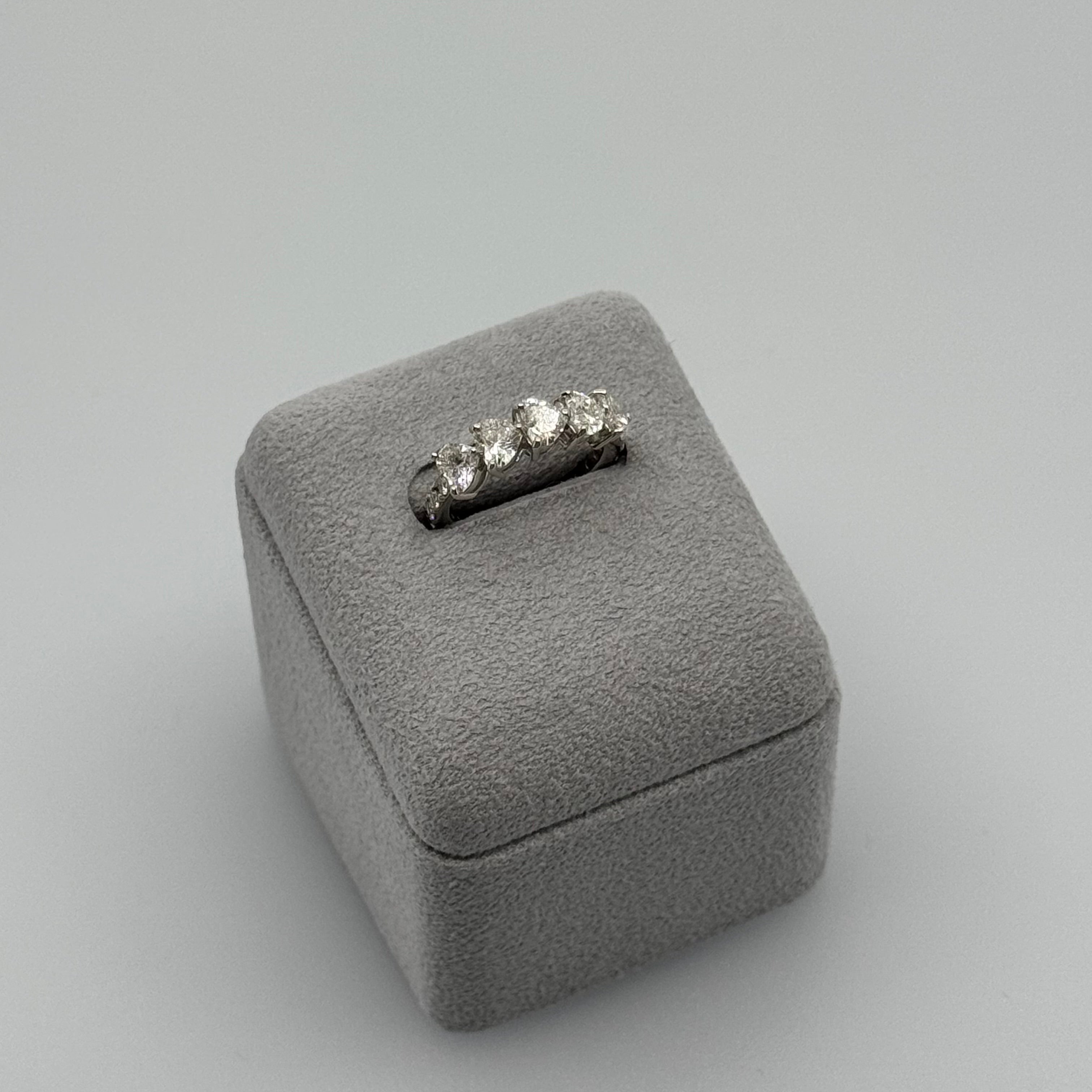 アメリ0.3each×5pc］ ダイヤモンドハーフエタニティリング – AYAKO