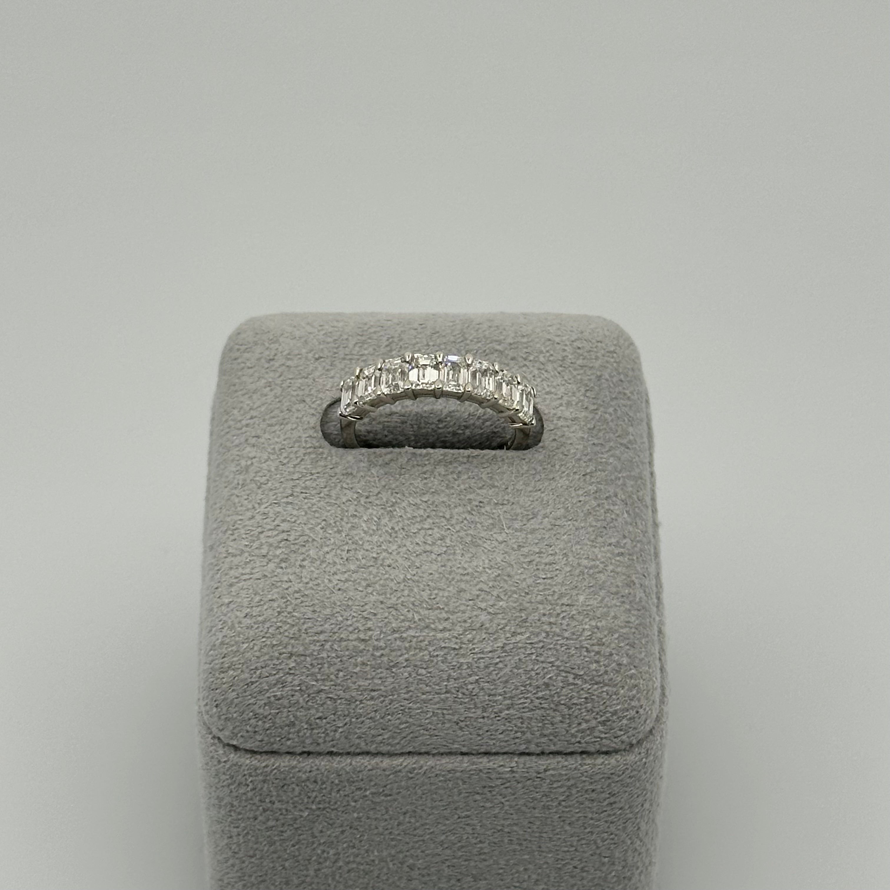 ［エクラ］リング ダイヤ 1pc0.2ct前後×8pc 1.4ct前後 EM