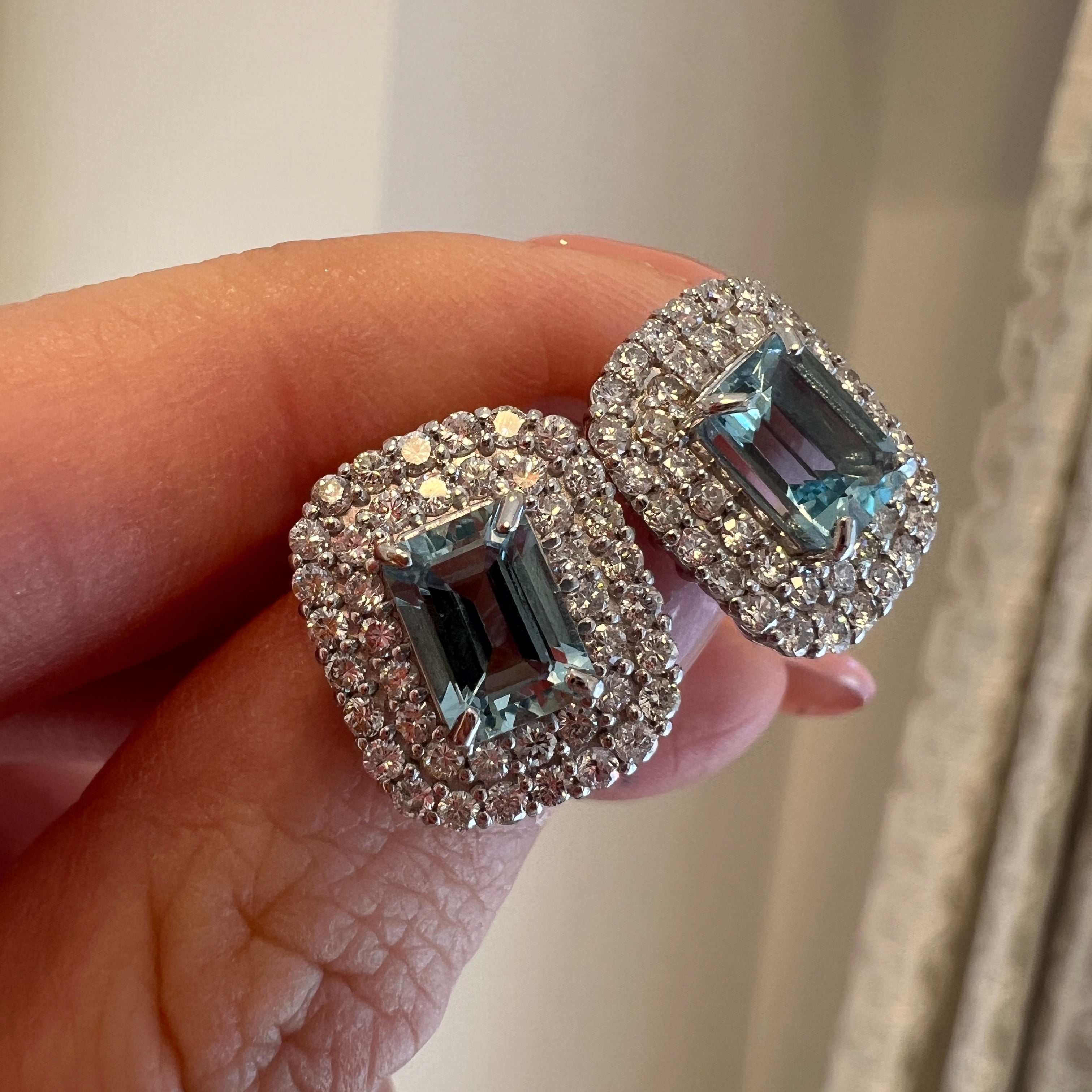 アクアマリンの歌声