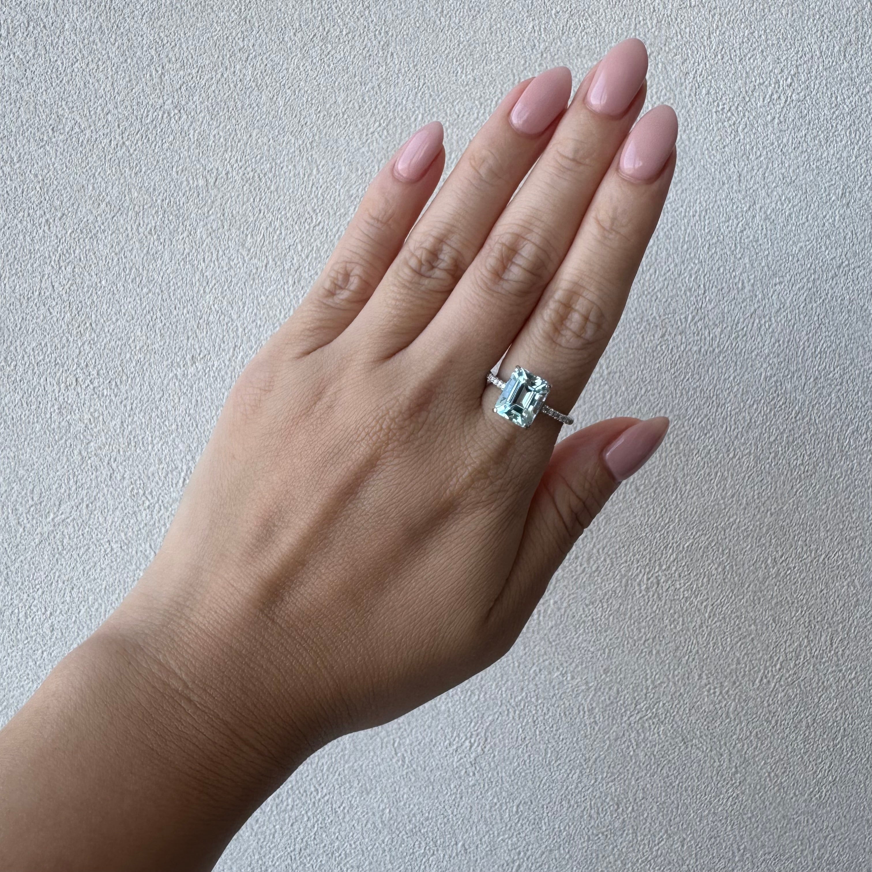 ［フロリナ］リング モルガナイト/アクア/ペリドット 2ct前後 SQ