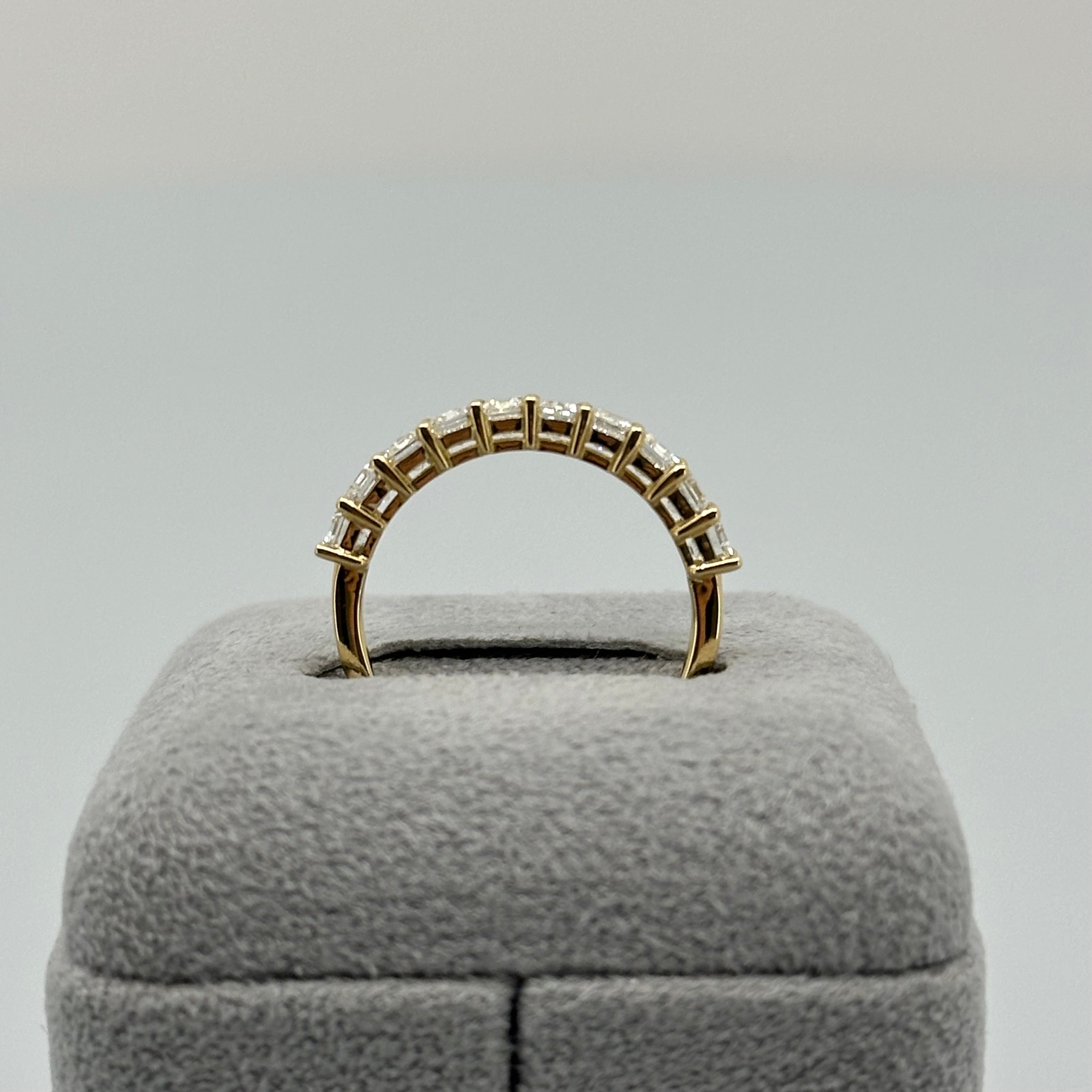 ［エクラ］リング ダイヤ 1pc0.2ct前後×10pc 1.8ct前後 EM