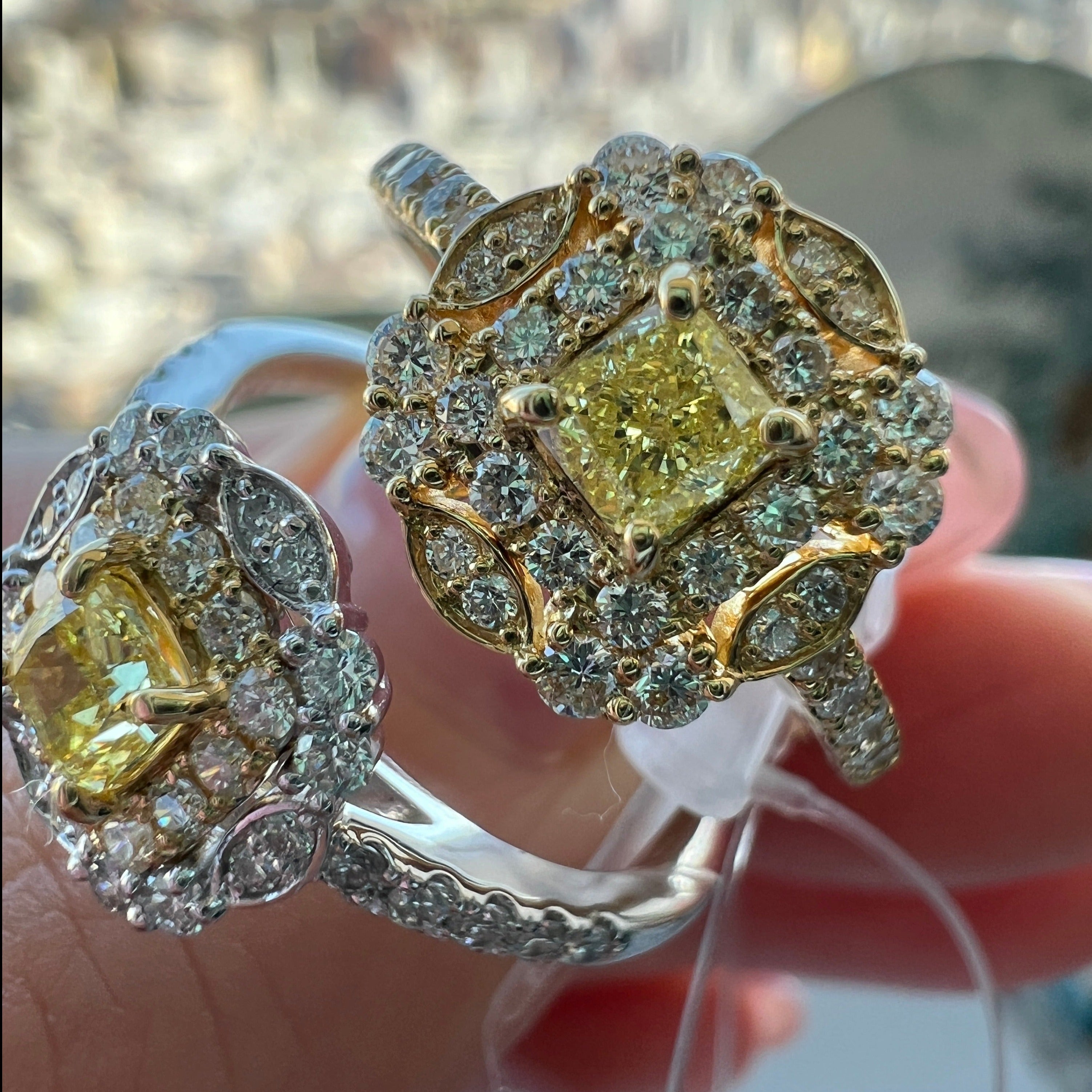 17-カテドラル 中石0.2前後 SQ リング〜Fancy intence yellow SI 相場で計算したら200万以上します｜AYAKO SAKURAI（櫻井 彩子（サクライ アヤコ））公式通販サイト