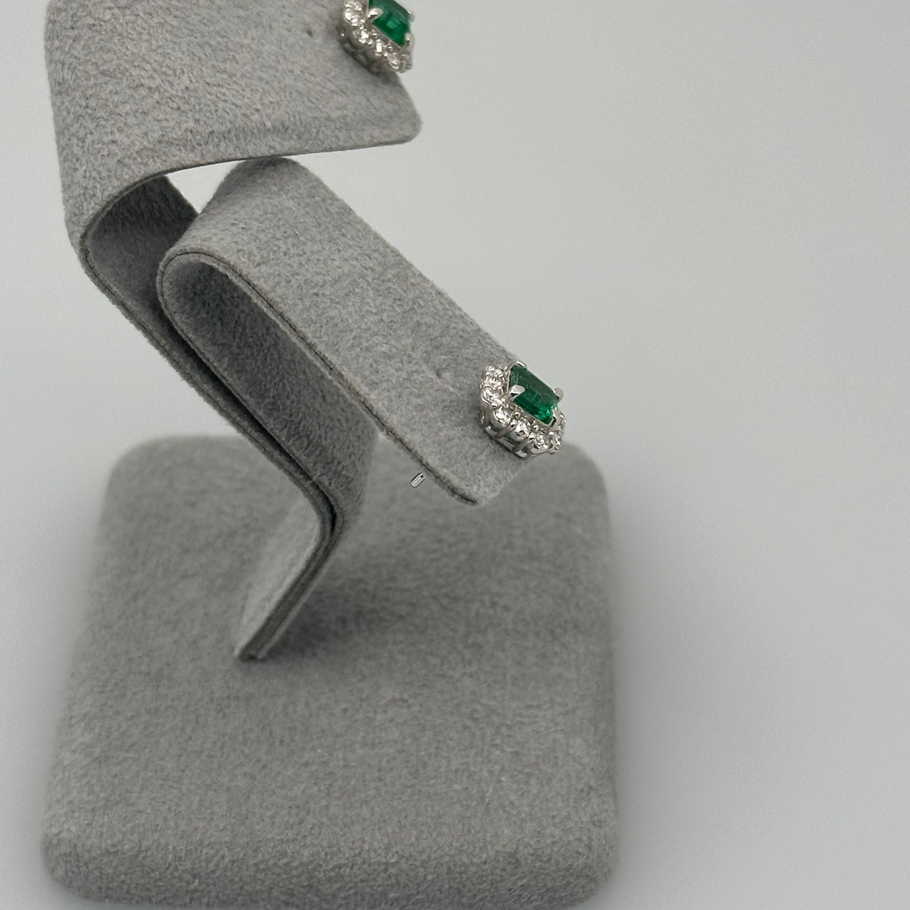 416［一点物］ピアス エメラルド 0.48ct SQ PT