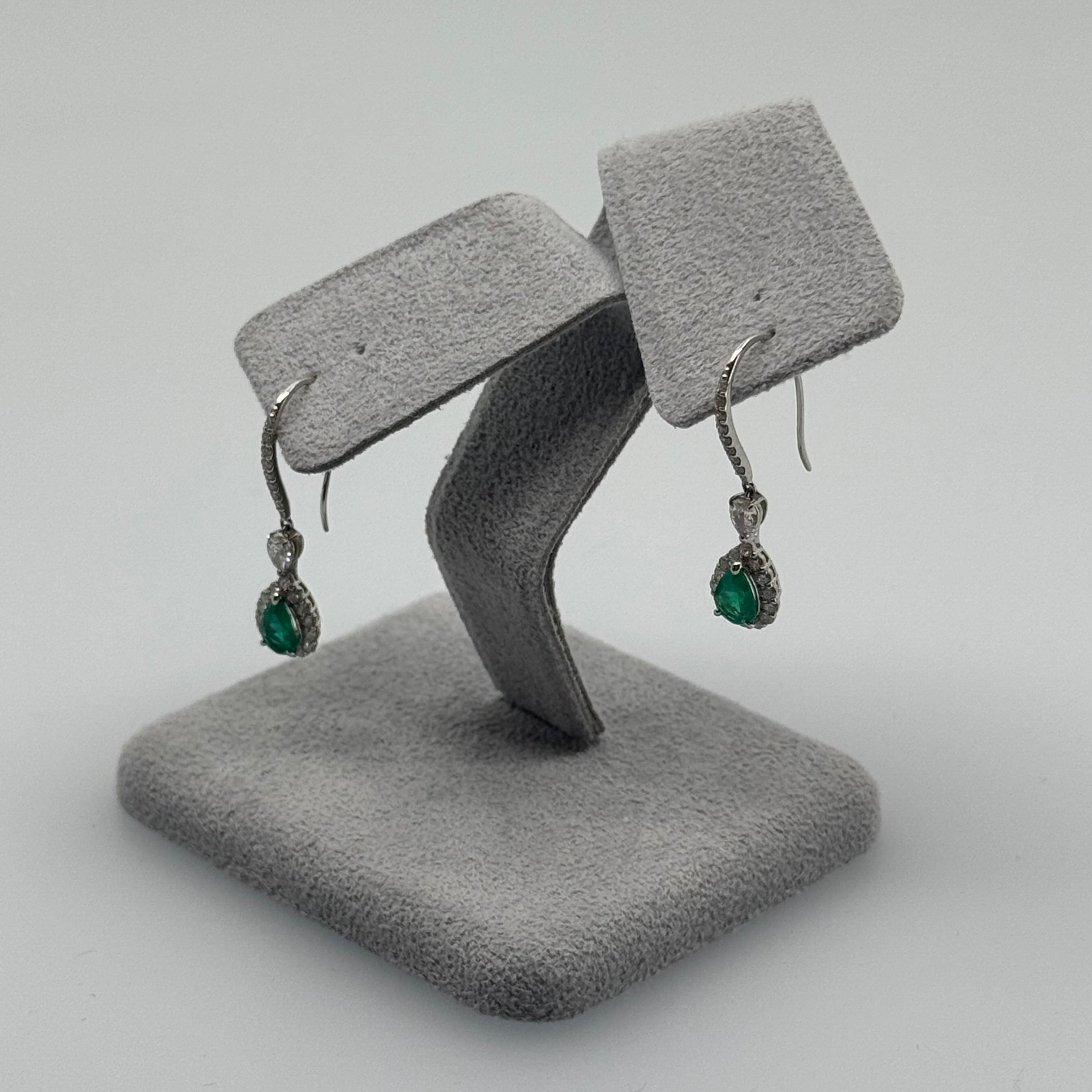 34［一点物］ピアス エメラルド 0.3ct×2 PS PT