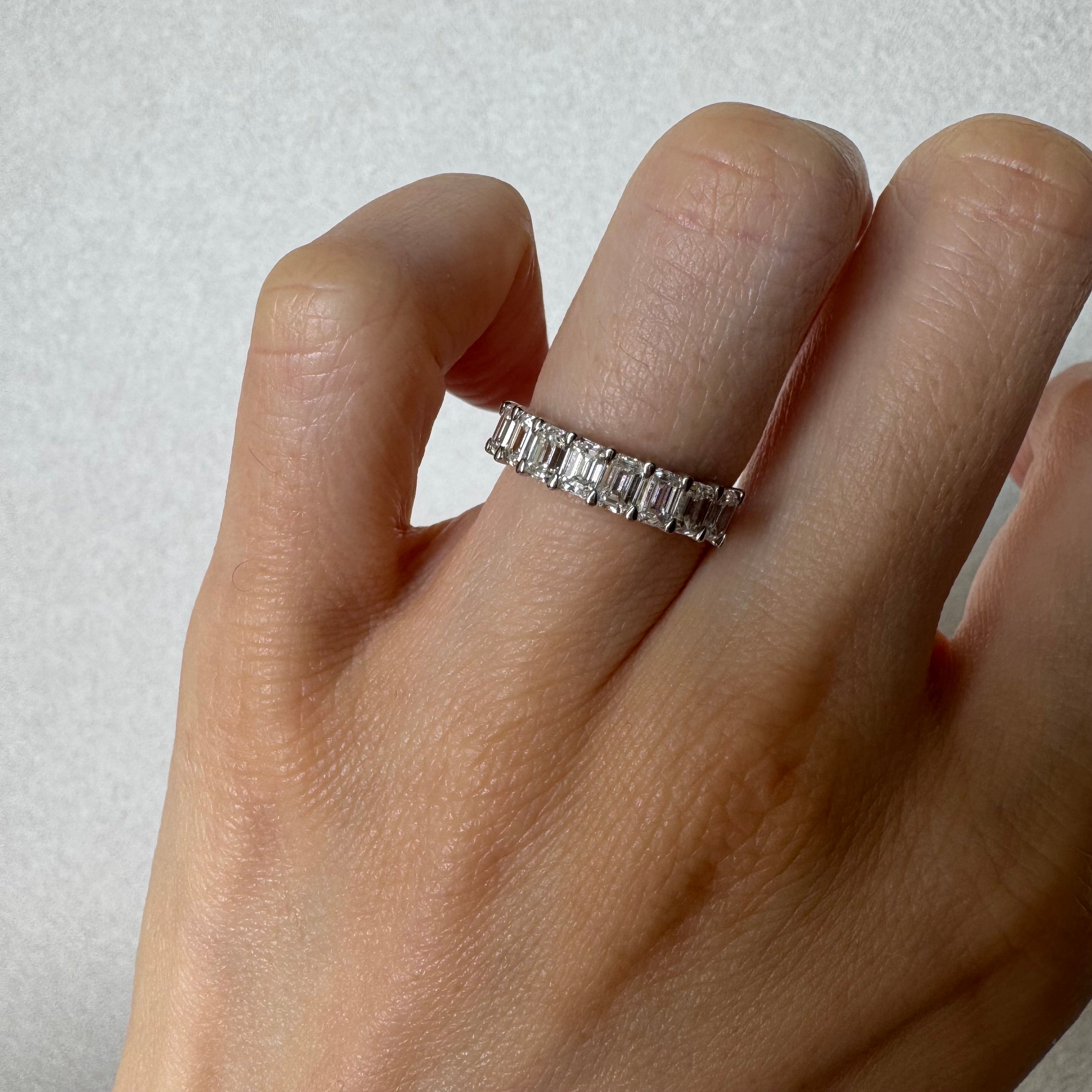 ［エクラ］リング ダイヤ 1pc0.2ct前後×8pc 1.4ct前後 EM