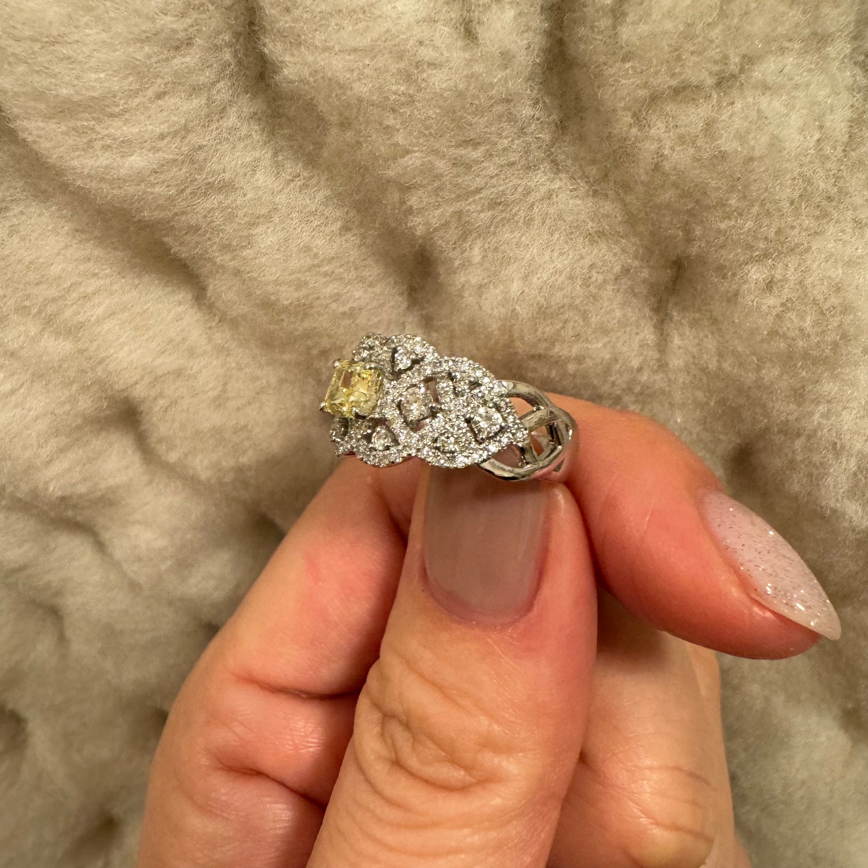 10-アマンチ 中石0.7ct SQ PTリング〜Fancy intense yellow｜AYAKO SAKURAI（櫻井 彩子（サクライ アヤコ））公式通販サイト