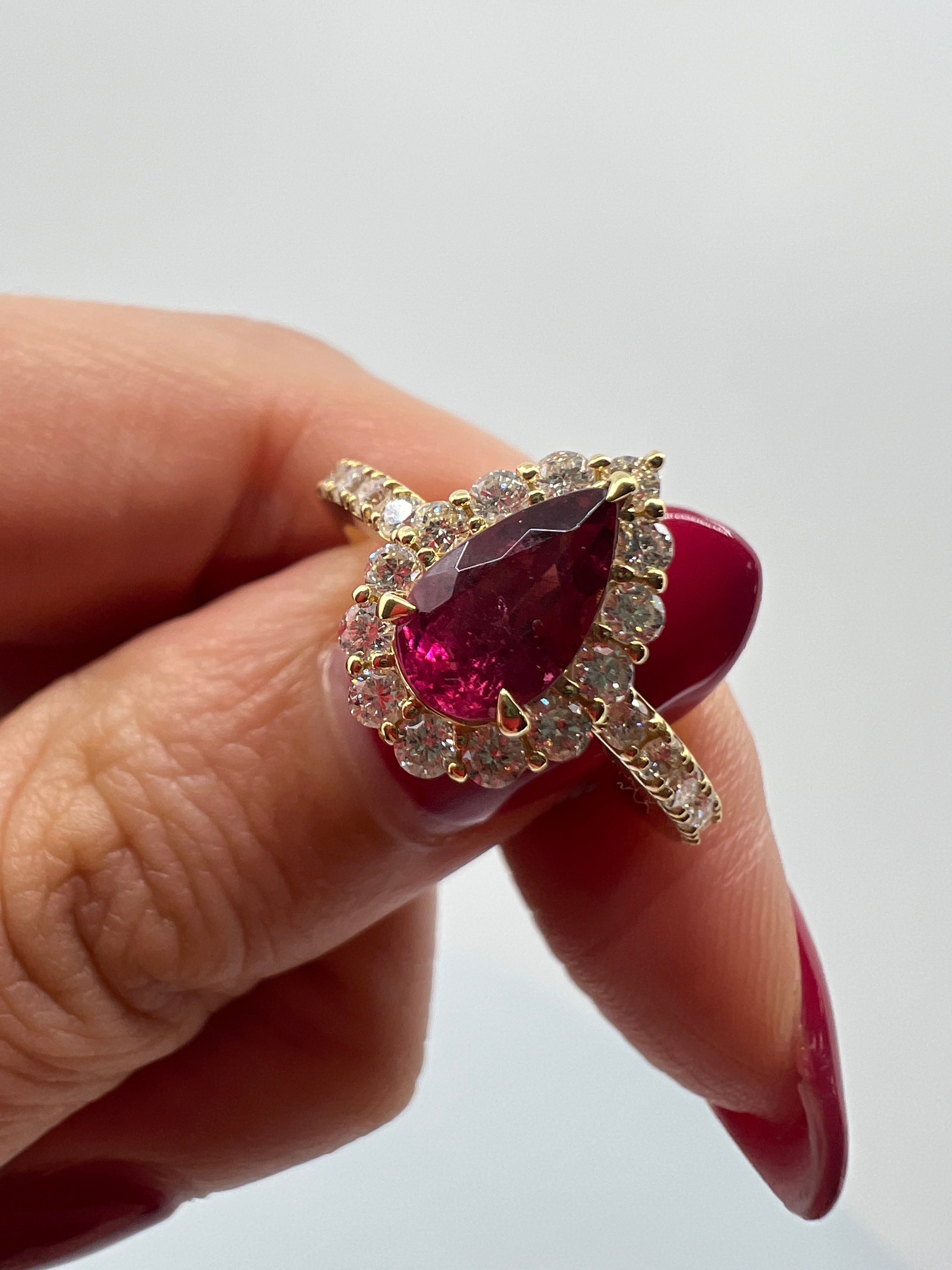 ルビーの水遊び