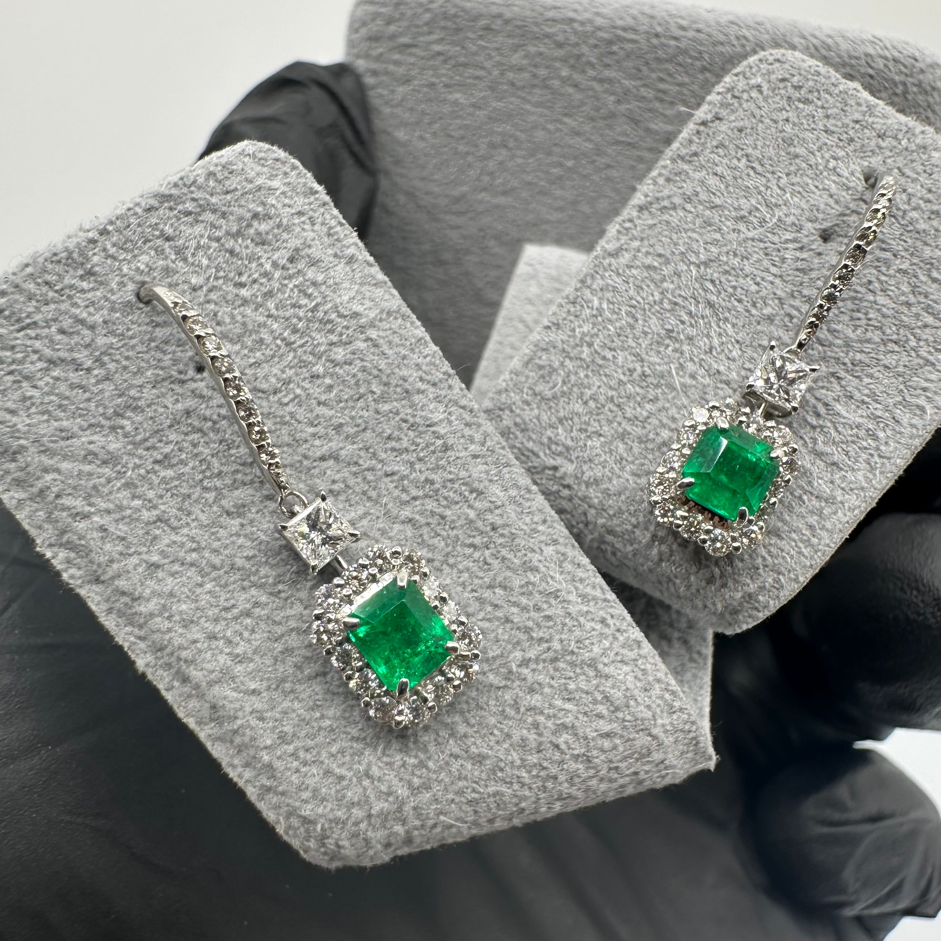 36［一点物］ピアス エメラルド 0.3ct×2 SQ PT