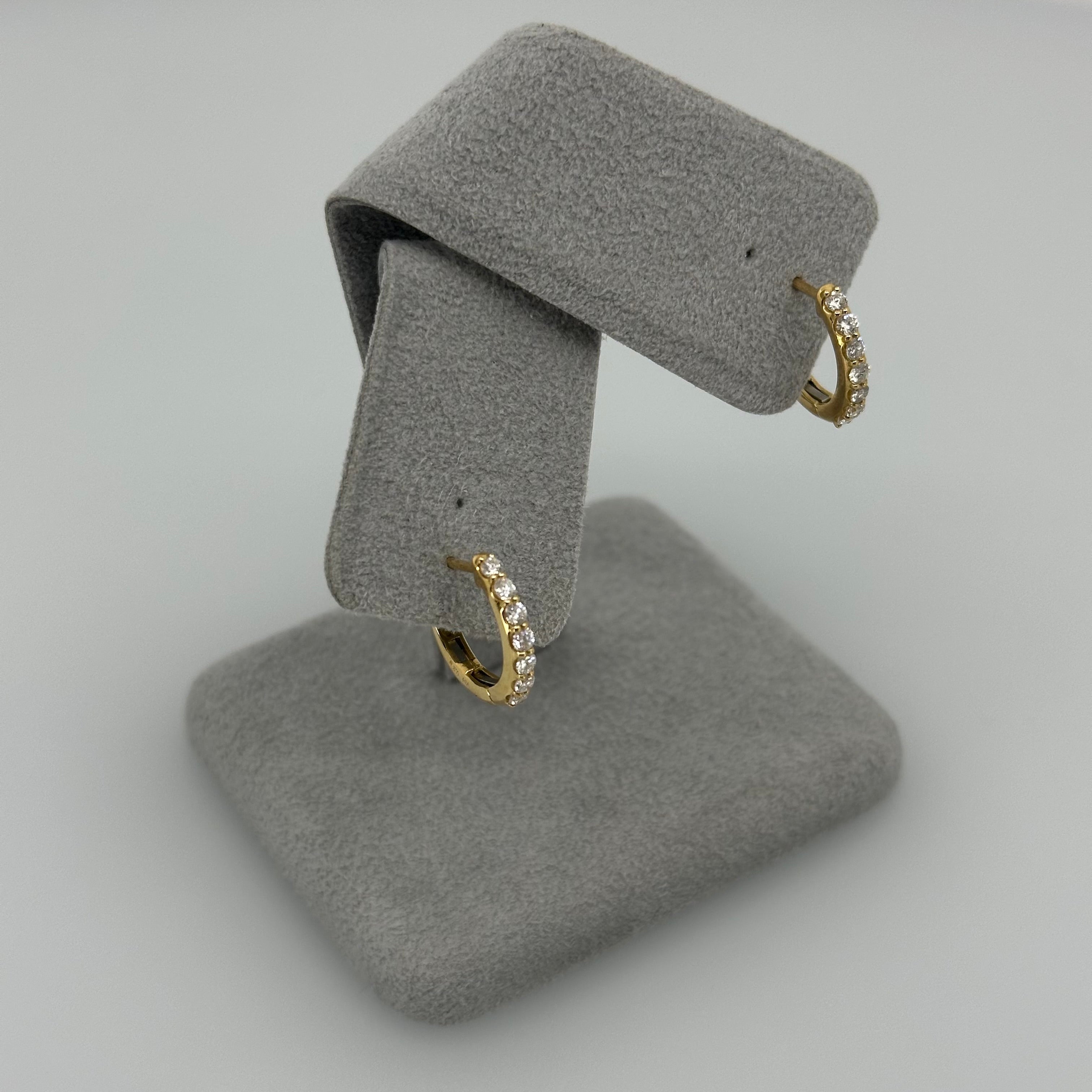 ［セルソー］ ダイヤモンドフープピアス