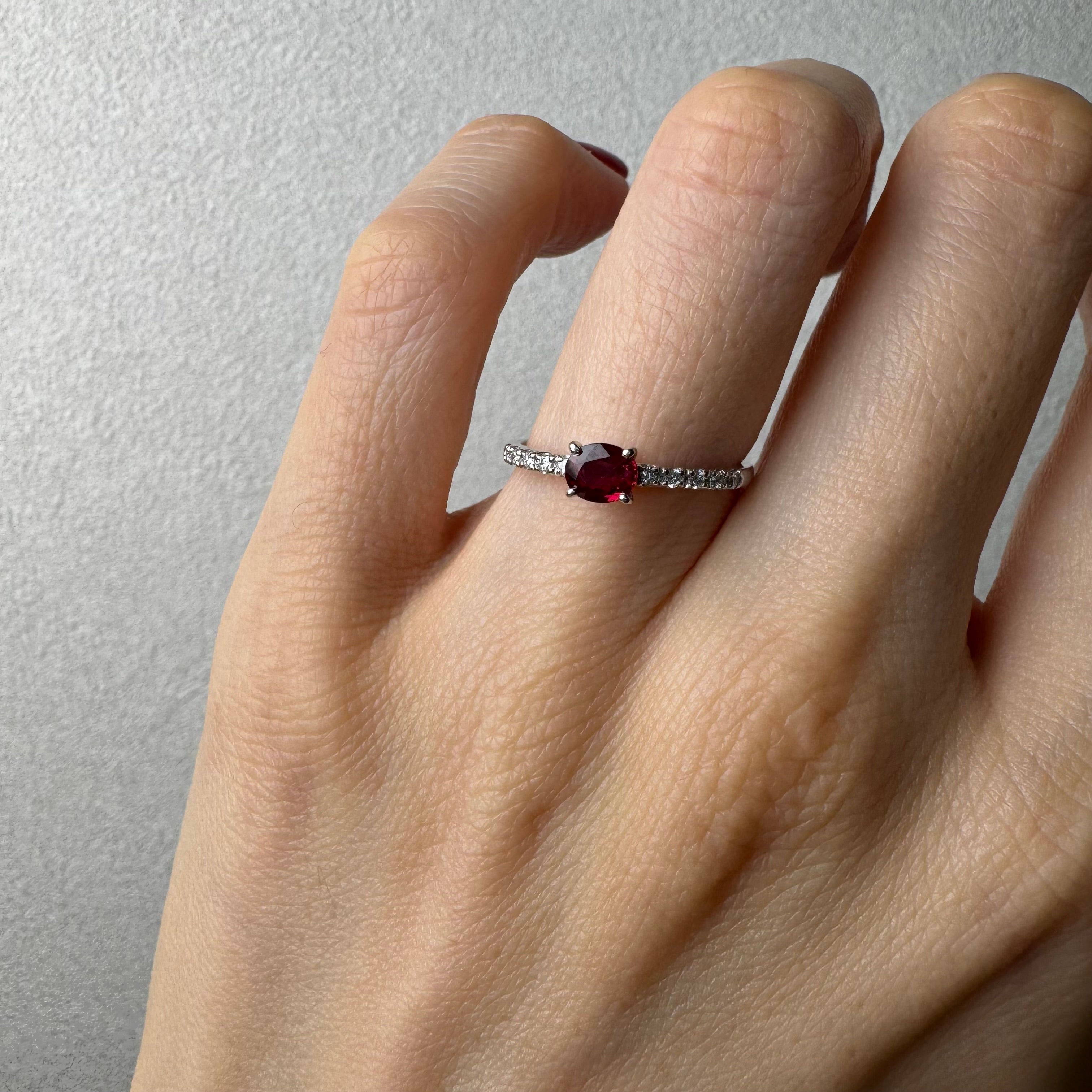 82［一点物］リング ルビー 0.4ct前後 OV PT