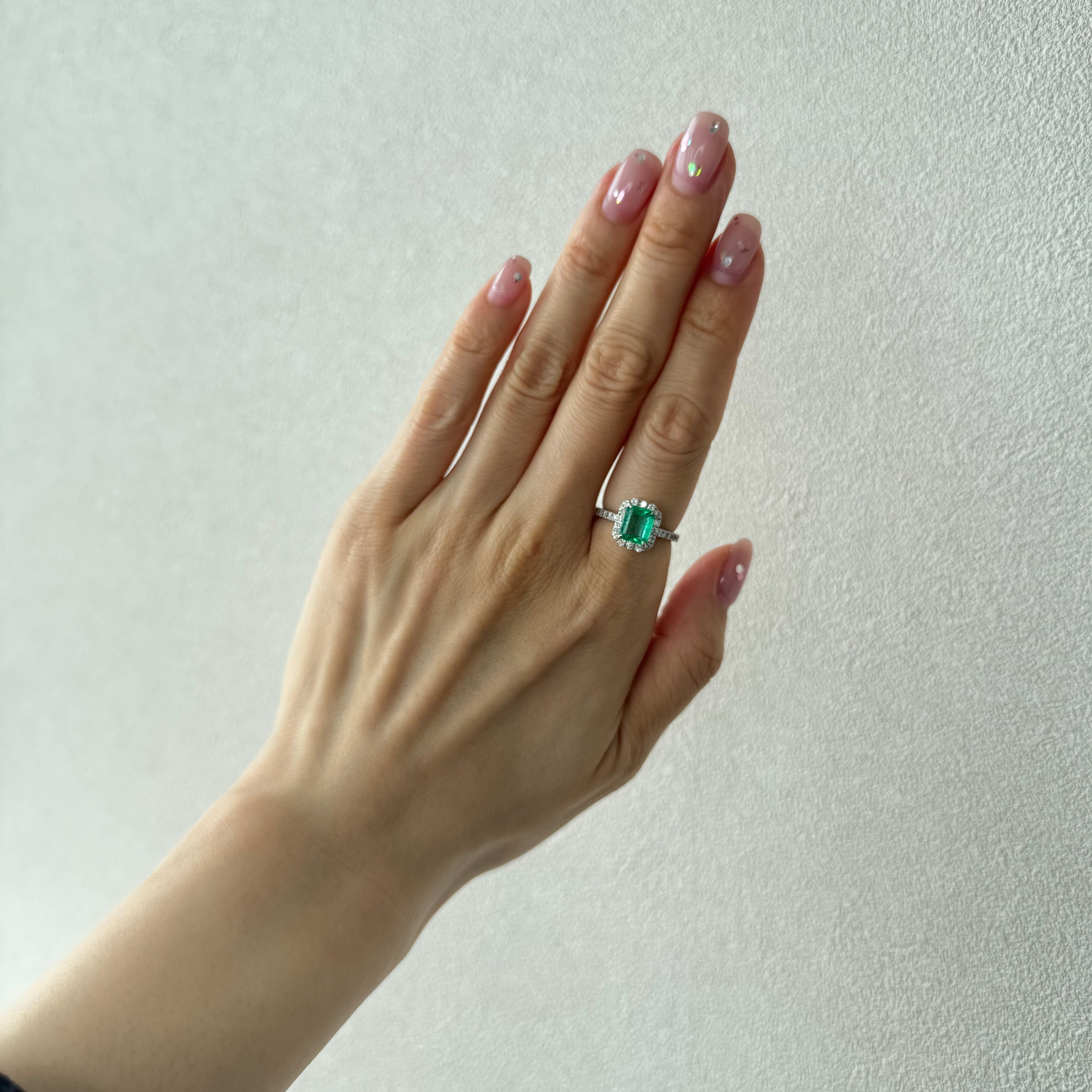 25［一点物］リング エメラルド 1.2ct SQ PT