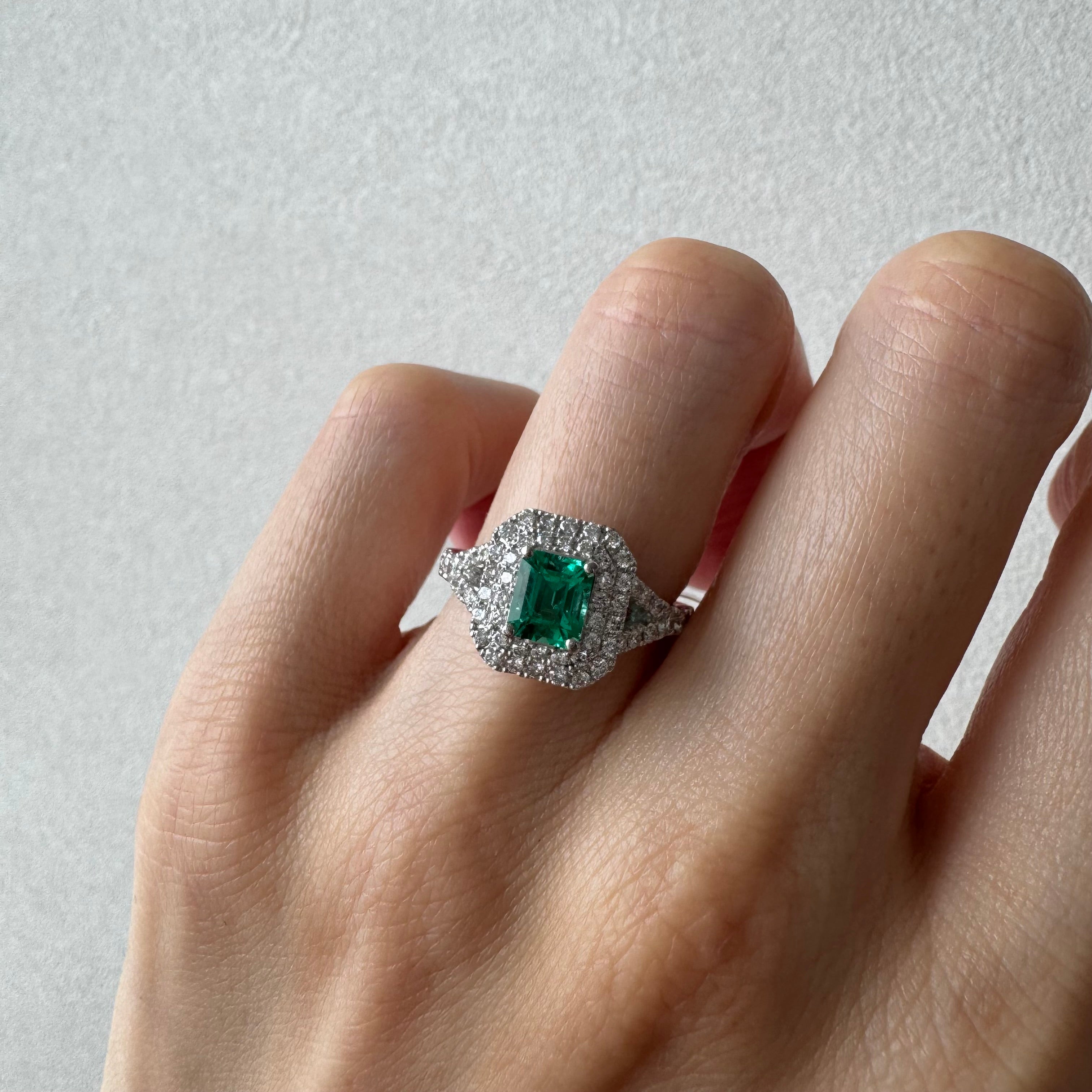 9［一点物］リング エメラルド 0.7ct SQ PT