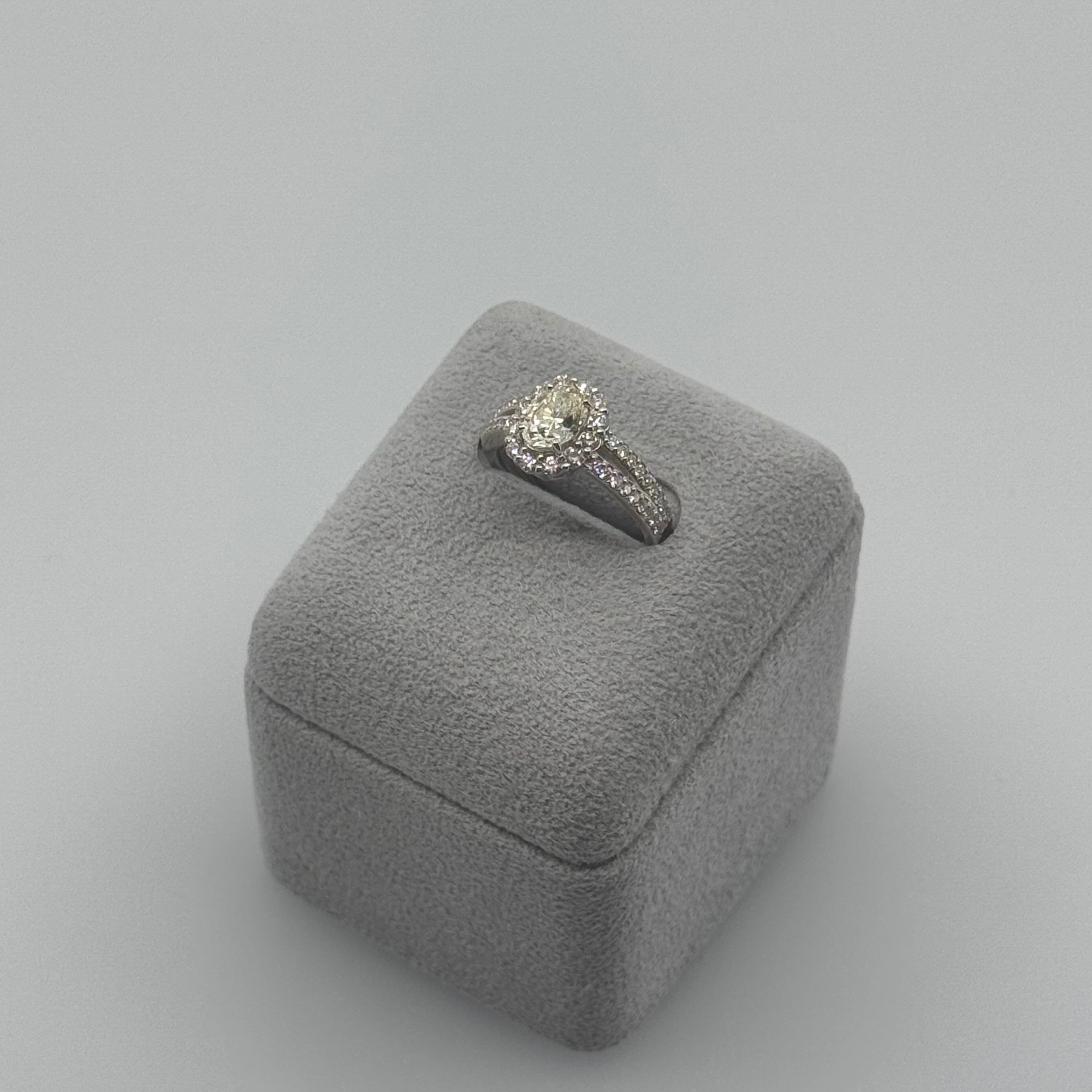 12［一点物］リング ダイヤ 1.0ct前後 OV PT