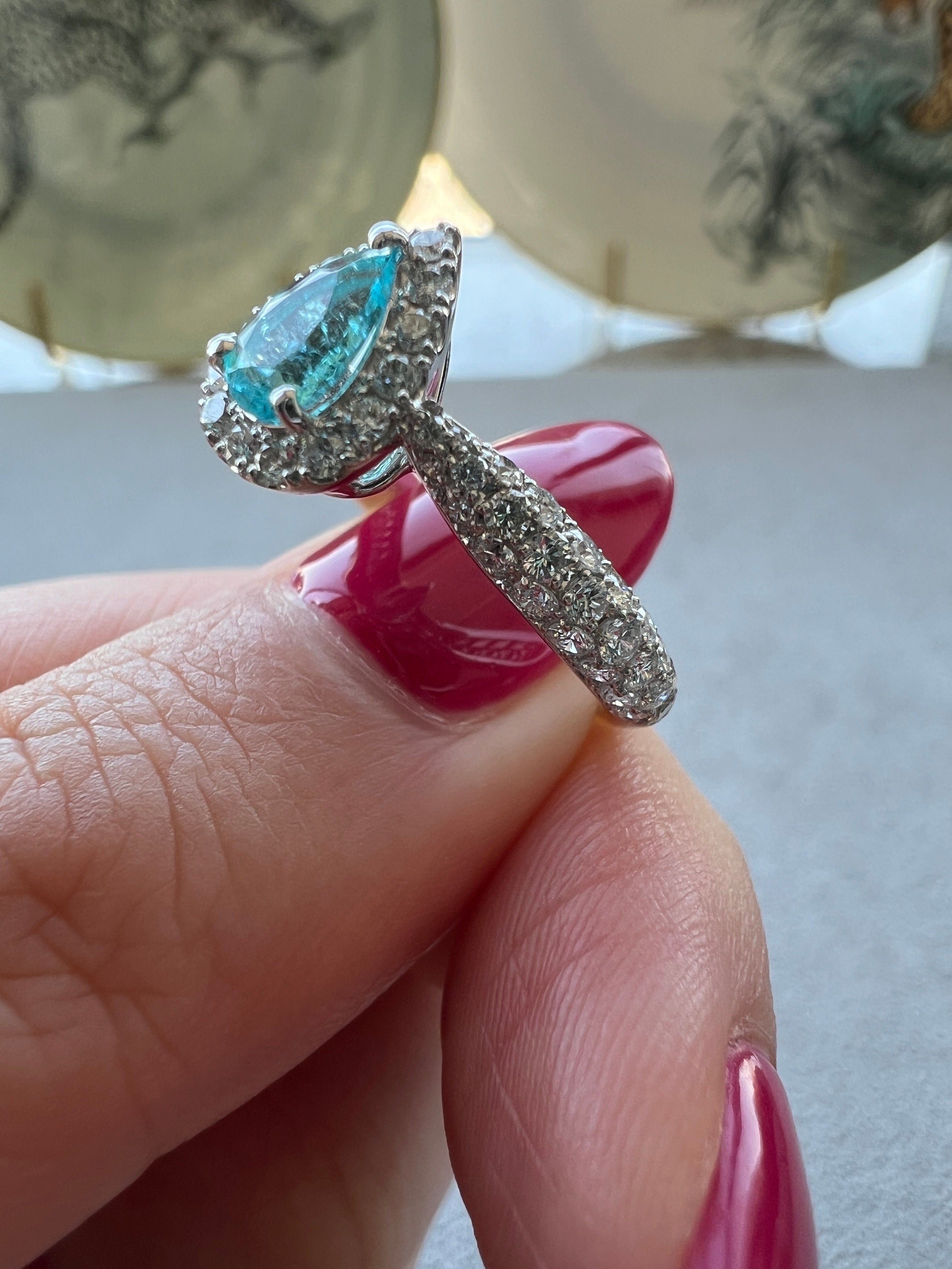 149-特品 パリの小路 パライバ 中石0.38ct前後 PS PT リング〜ブラジル産 GIA 彩子と久美子も欲しい｜AYAKO SAKURAI（櫻井 彩子（サクライ アヤコ））公式通販サイト