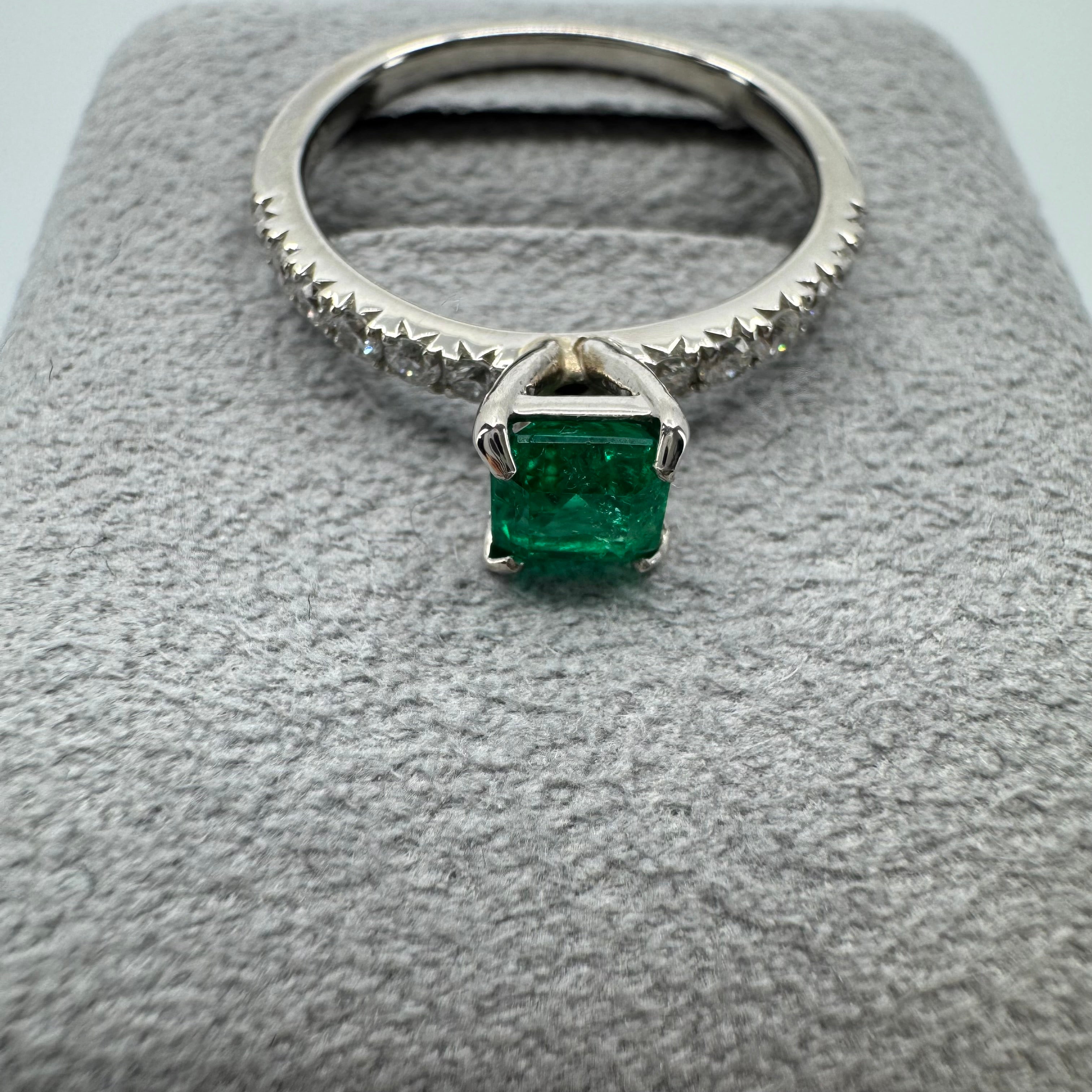 ［アルル］リング エメラルド 0.4ct SQ PT