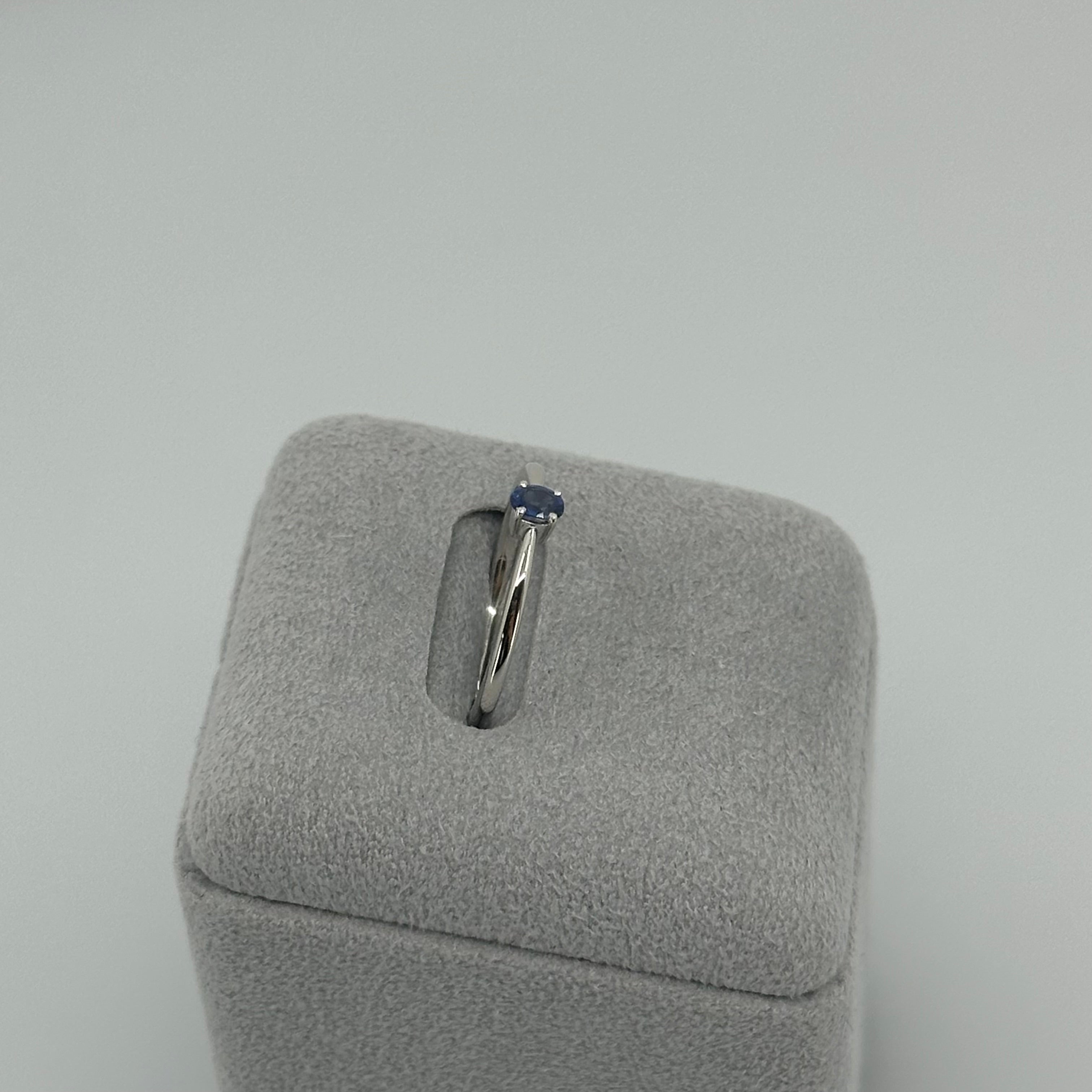 ［一点物］リング ブルー 非加熱 サファイア 0.19ct OV PT /YG