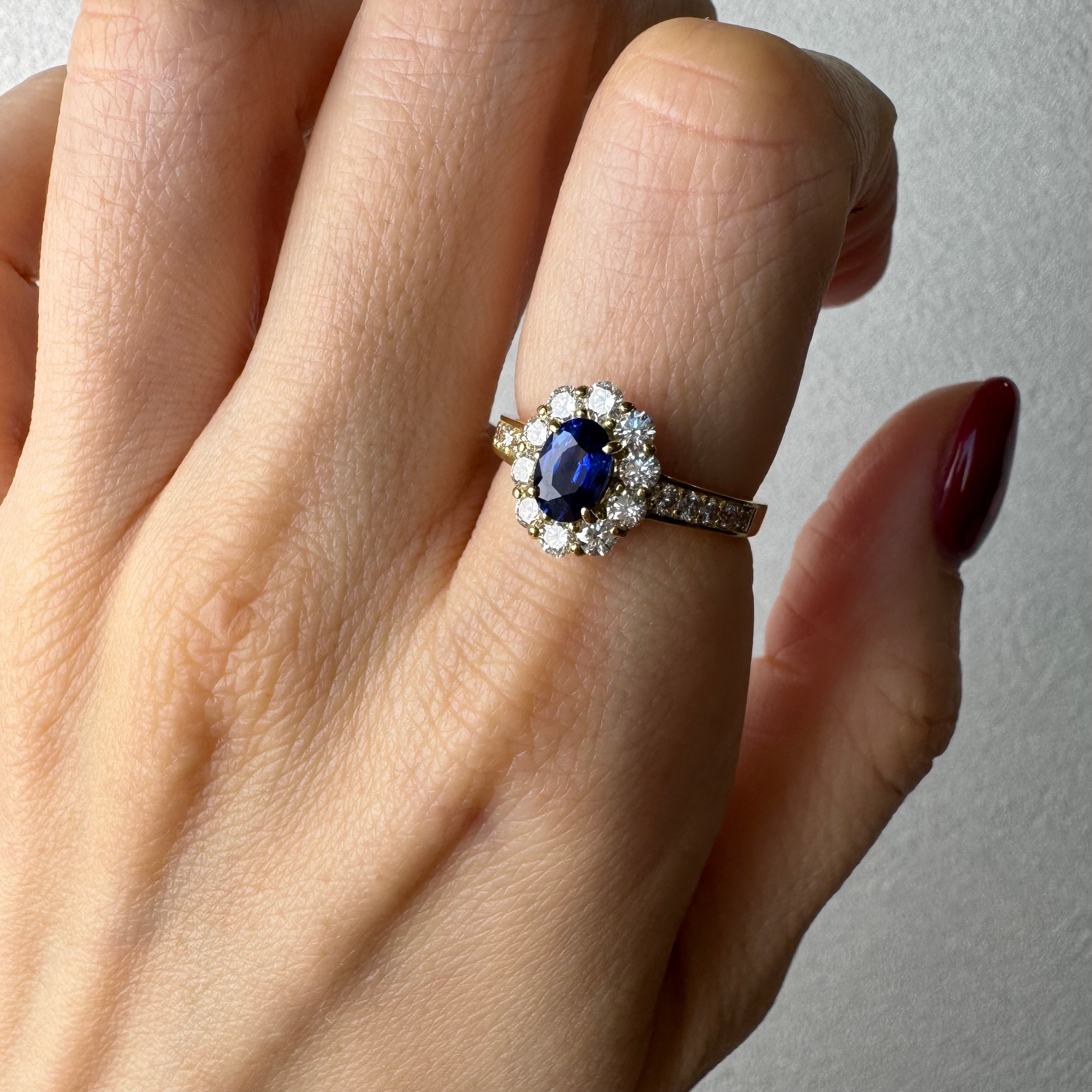 106［一点物］リング ロイヤルブルーサファイア 0.7ct前後 OV K18YG