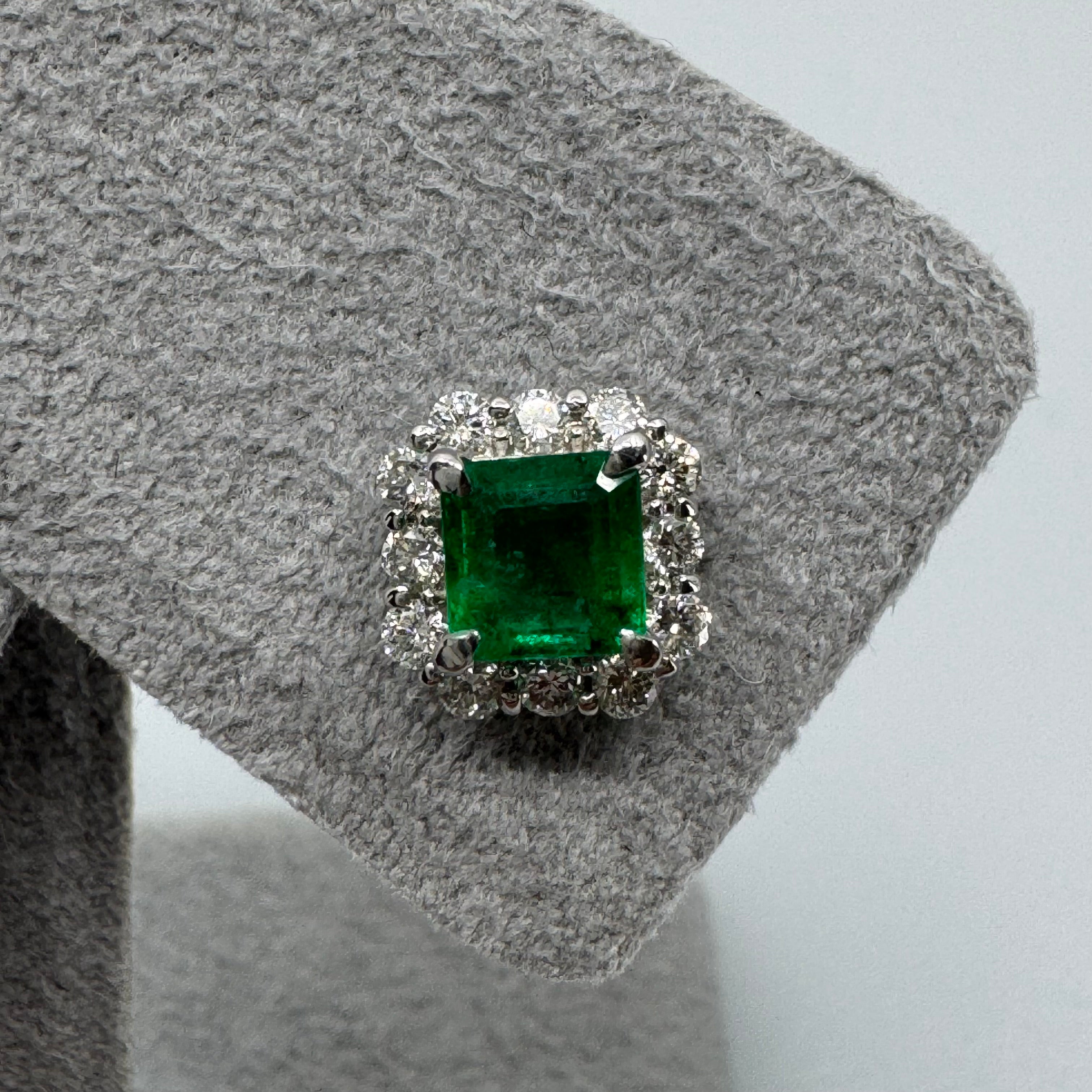 35［一点物/エムロード］ピアス エメラルド 0.57ct前後×2 SQ PT