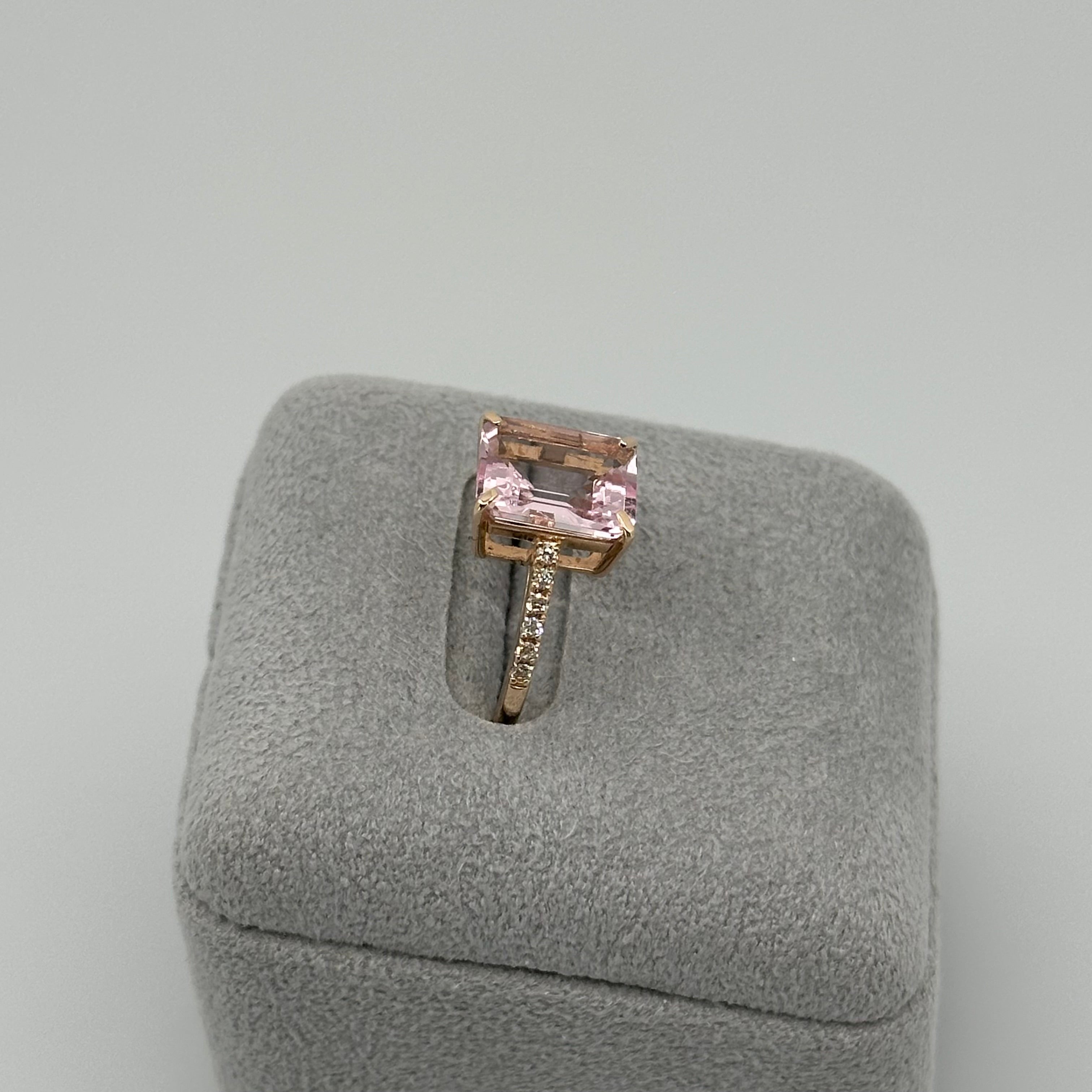 ［フロリナ］リング モルガナイト/アクア/ペリドット 2ct前後 SQ