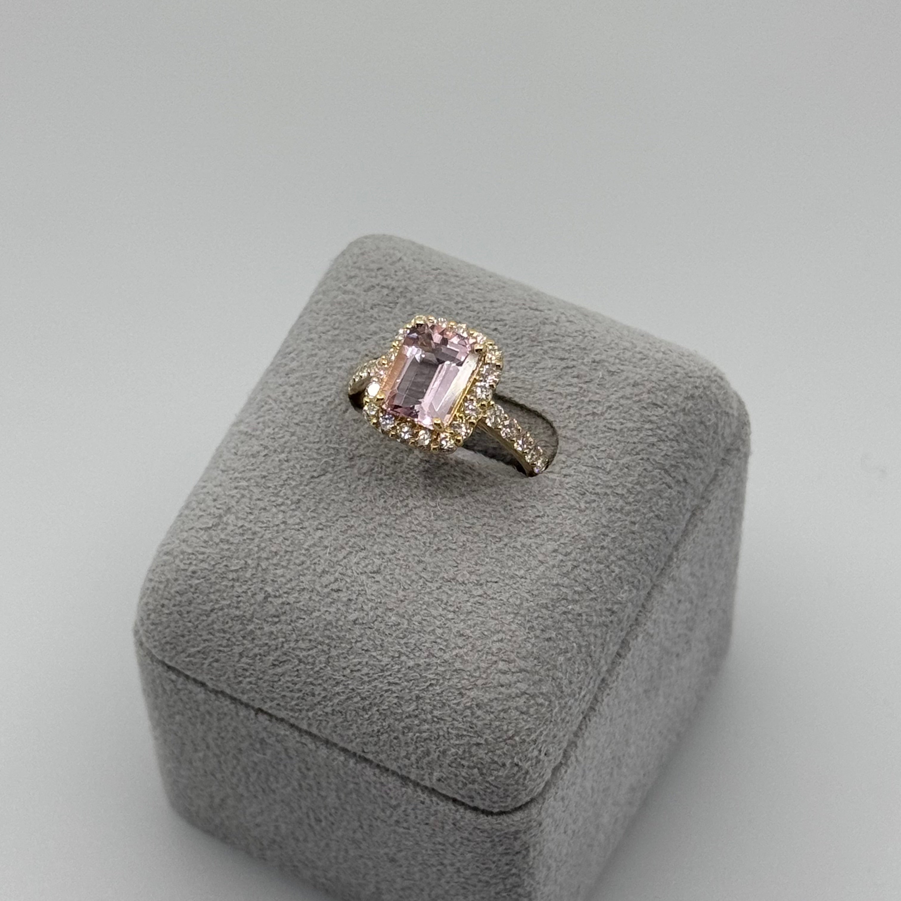 ［春色の夢］リング モルガナイト