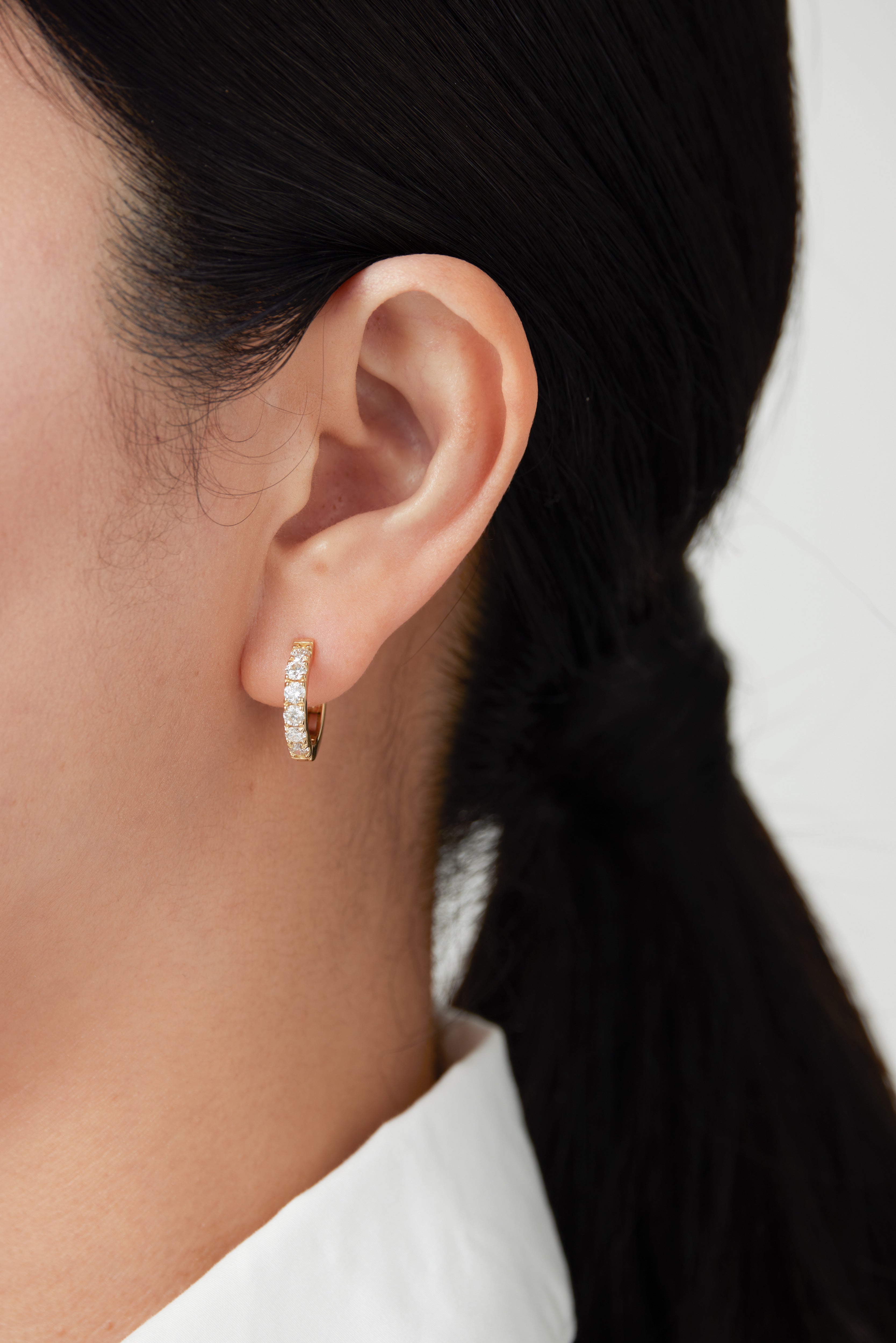 ［クルド］ピアス ダイヤ