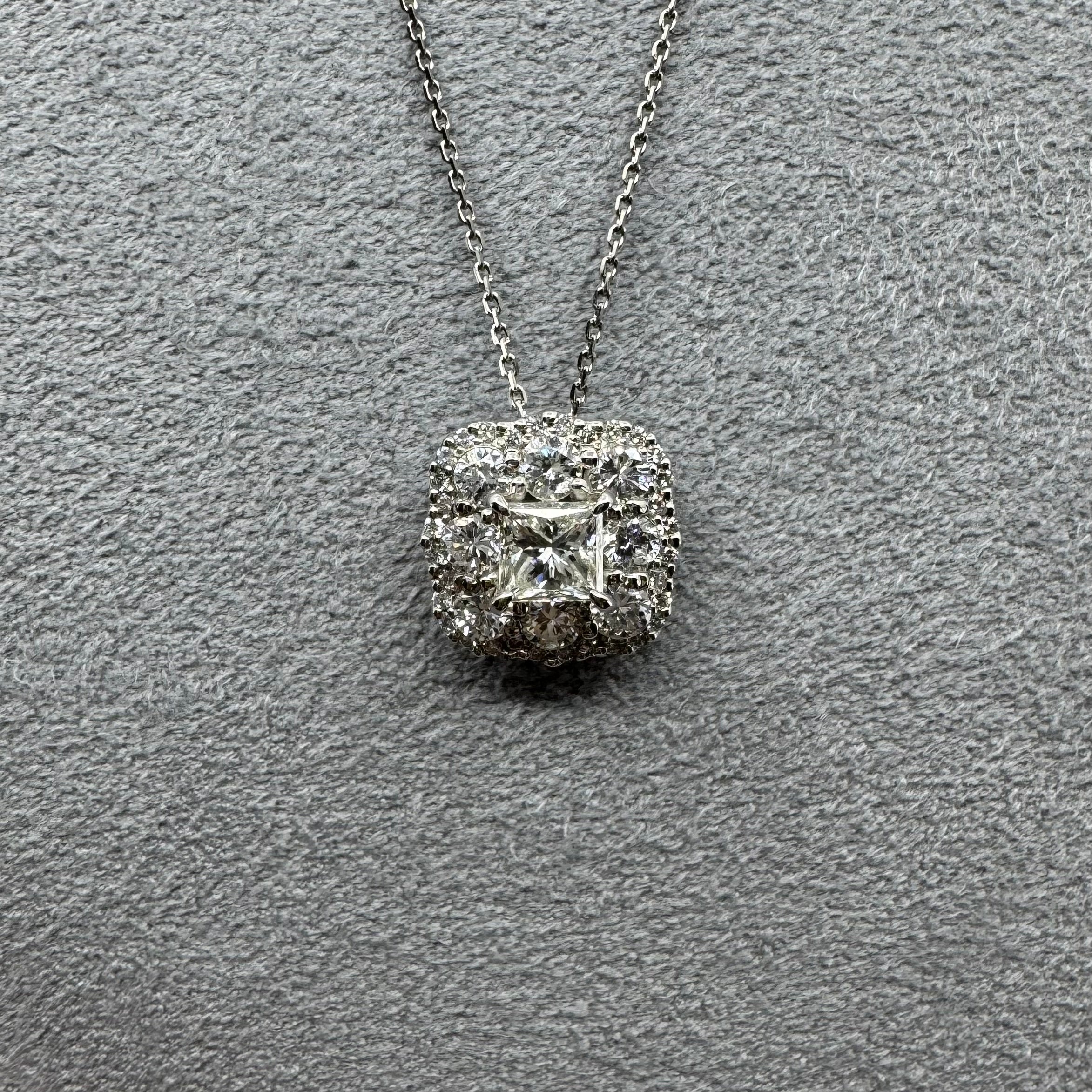 ［ブーケ］ネックレス ダイヤ