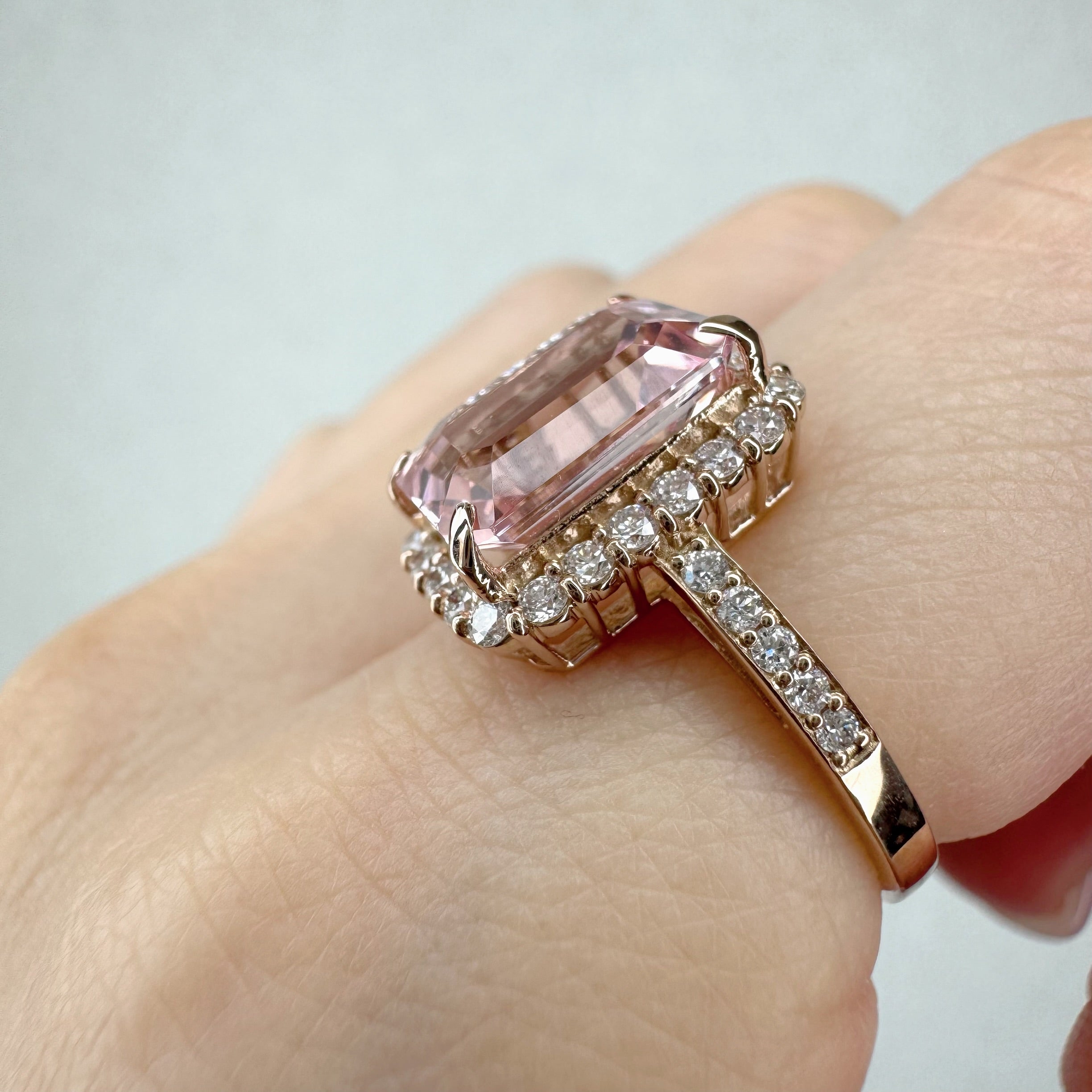 148［一点物］リング  モルガナイト 3.4ct OV PG