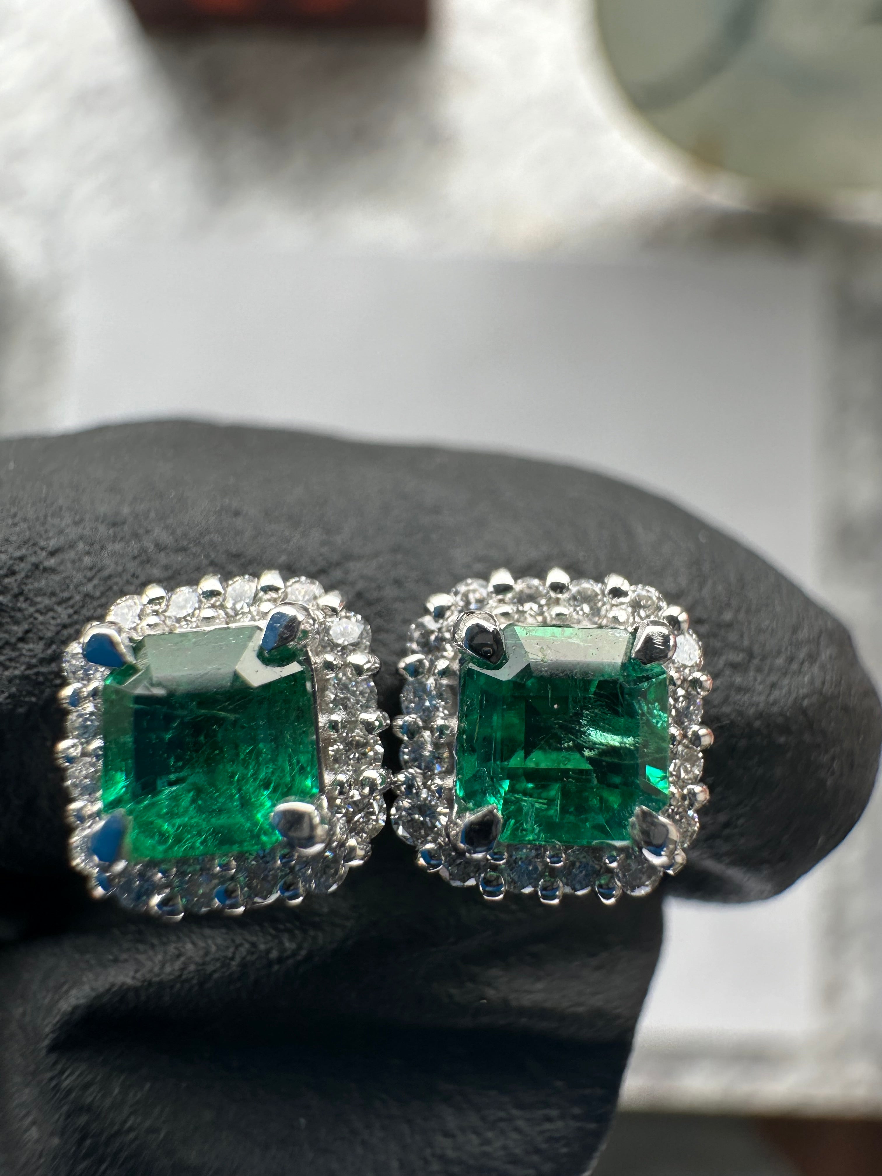 60_エムロード エメラルド 0.3ct前後×2 SQ PT スタッドピアス〜5個のみ｜AYAKO SAKURAI（櫻井 彩子（サクライ アヤコ））公式通販サイト