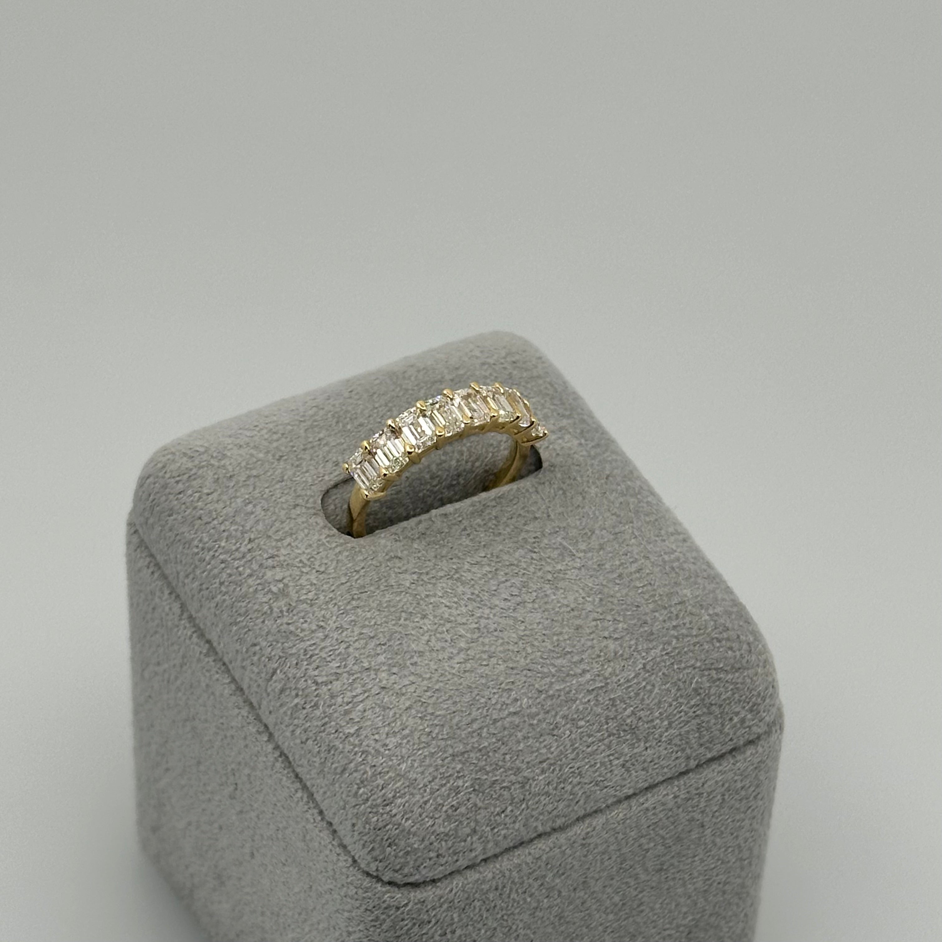 ［エクラ］リング ダイヤ 1pc0.2ct前後×8pc 1.4ct前後 EM