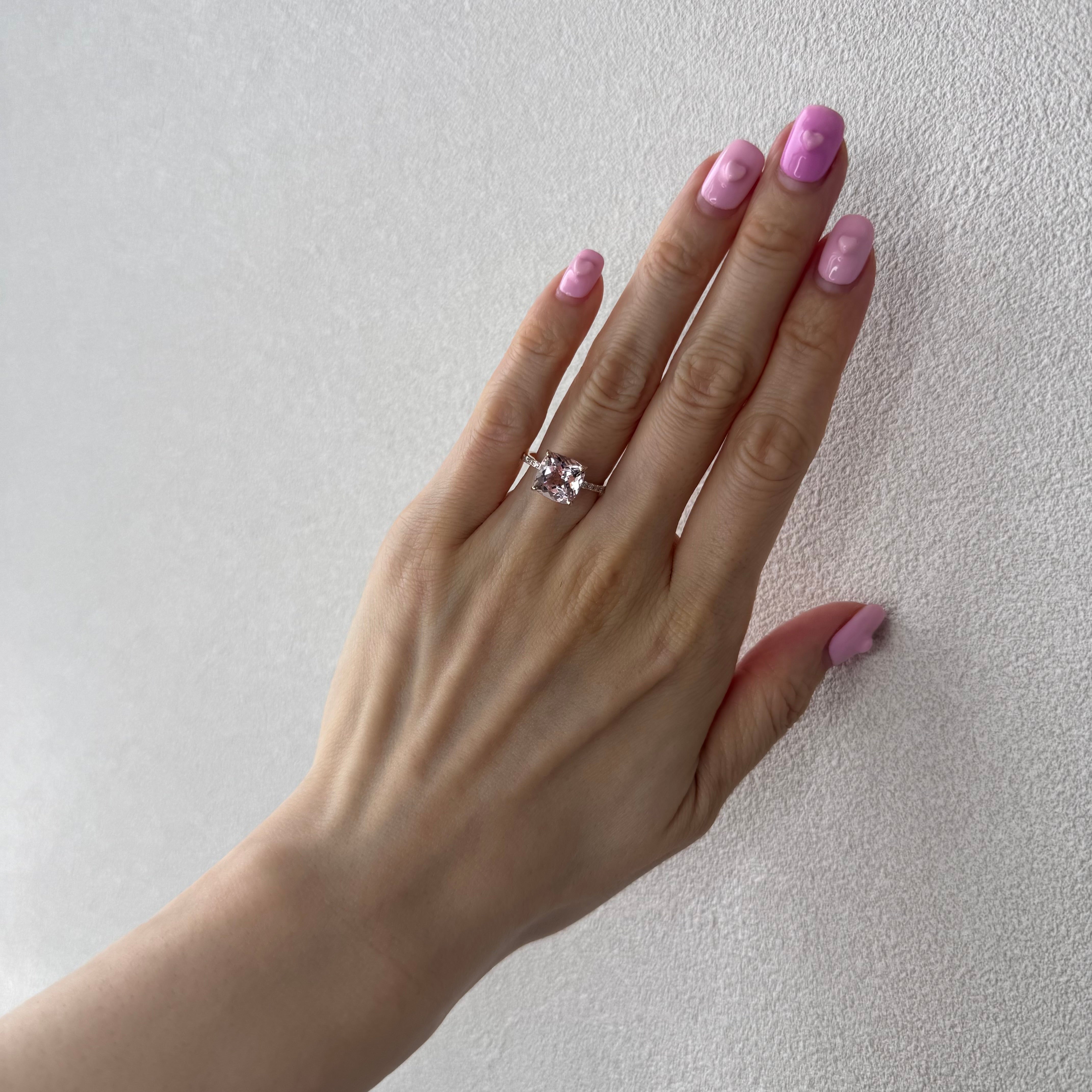 ［桃ごころ］リング モルガナイト