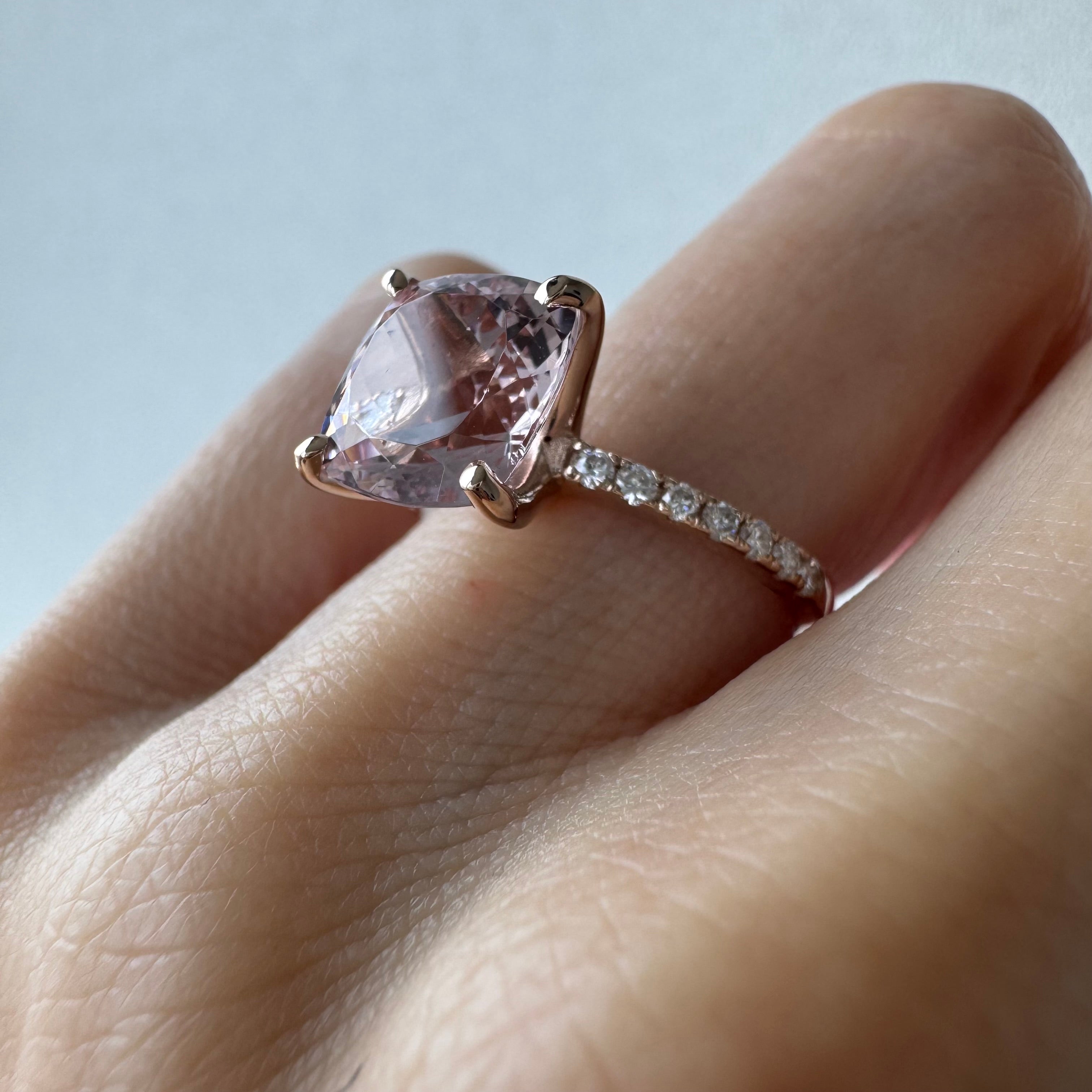 ［桃ごころ］リング モルガナイト