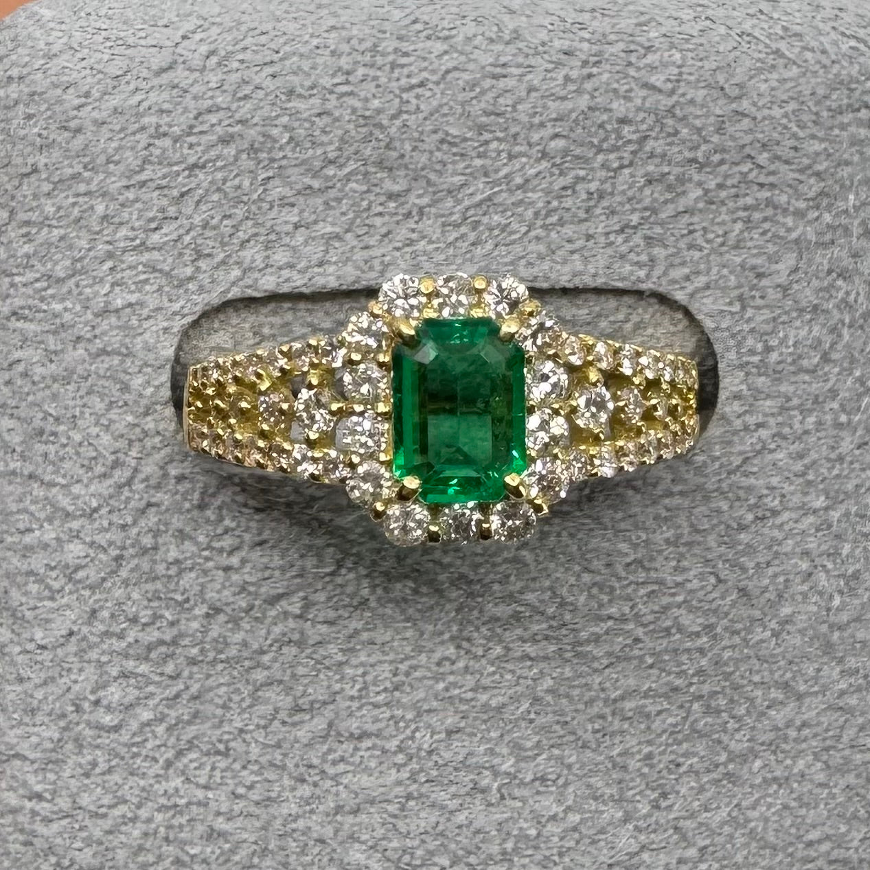 19［一点物］リング エメラルド0.5ct前後 SQ K18YG