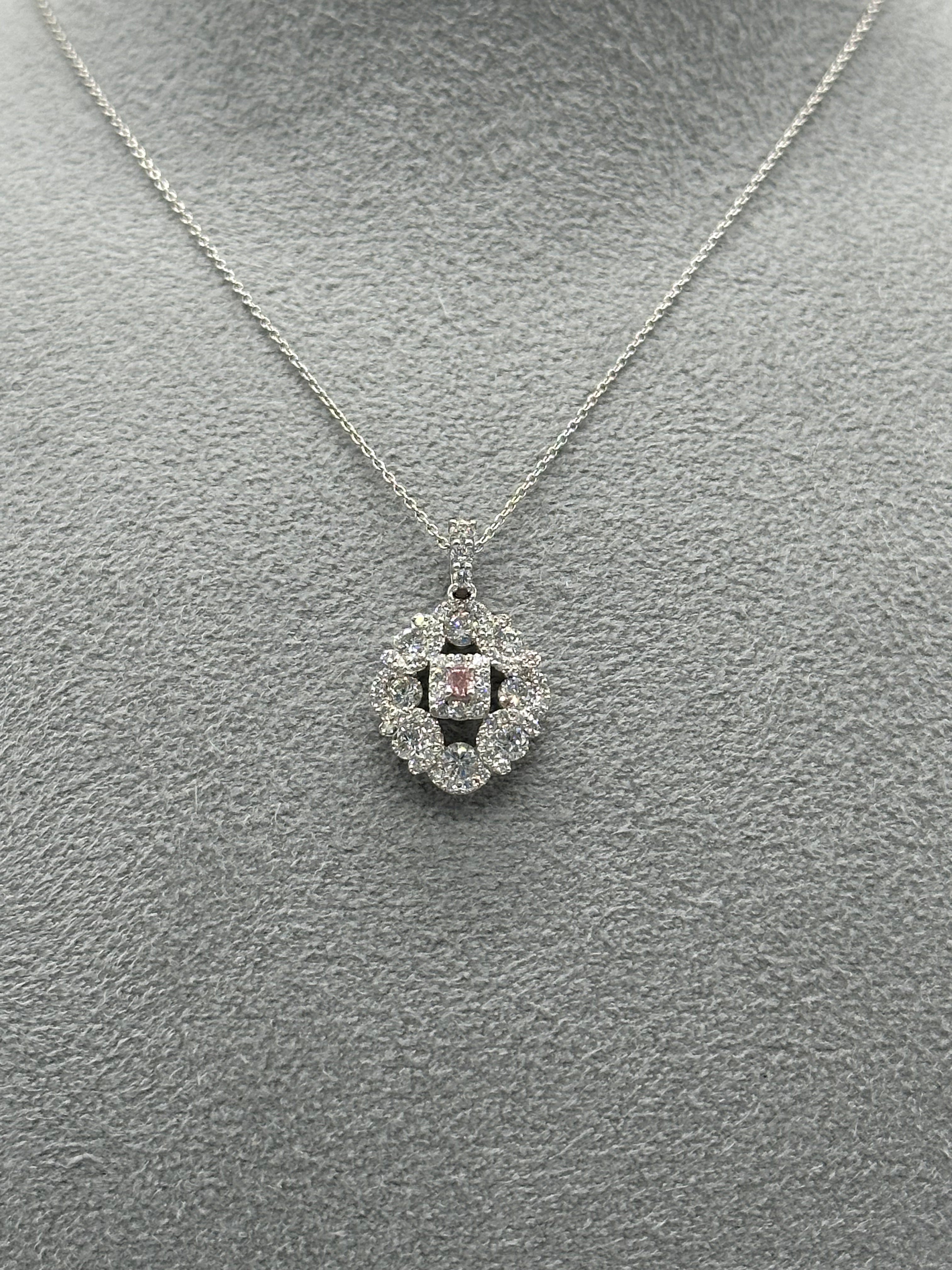 ②カヌレ 中石D0.05ct前後 SQ PT ネックレス〜Fancy intence Pink CGL 希少になります🩷