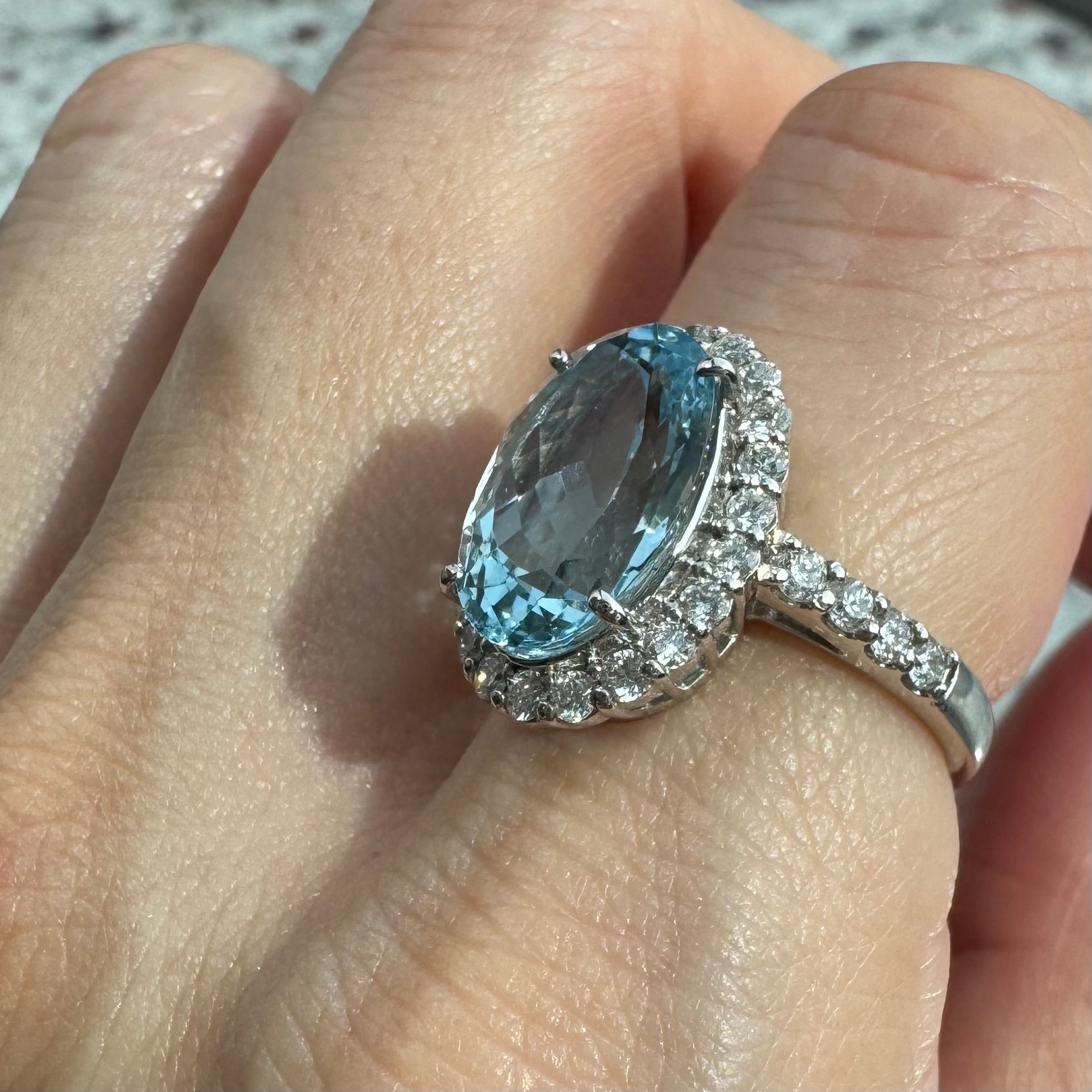 ［カリソン］リング アクアマリン 4ct前後 OV