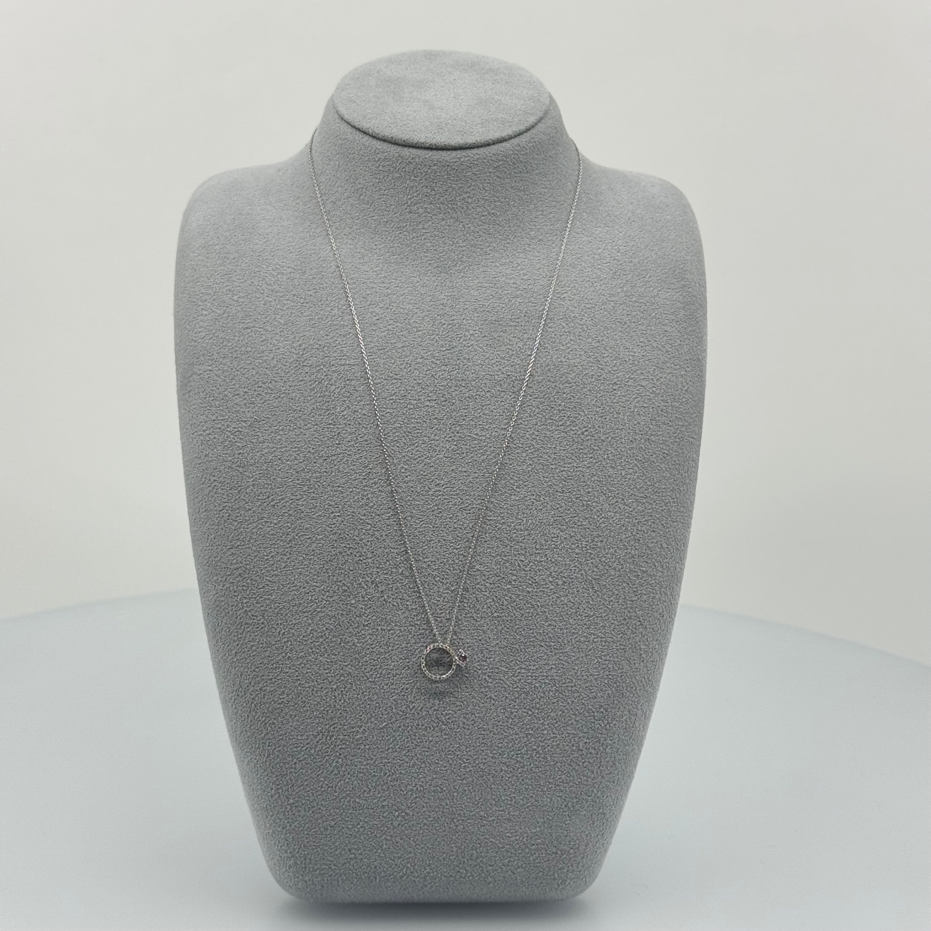 ［ラリオンス］ネックレス