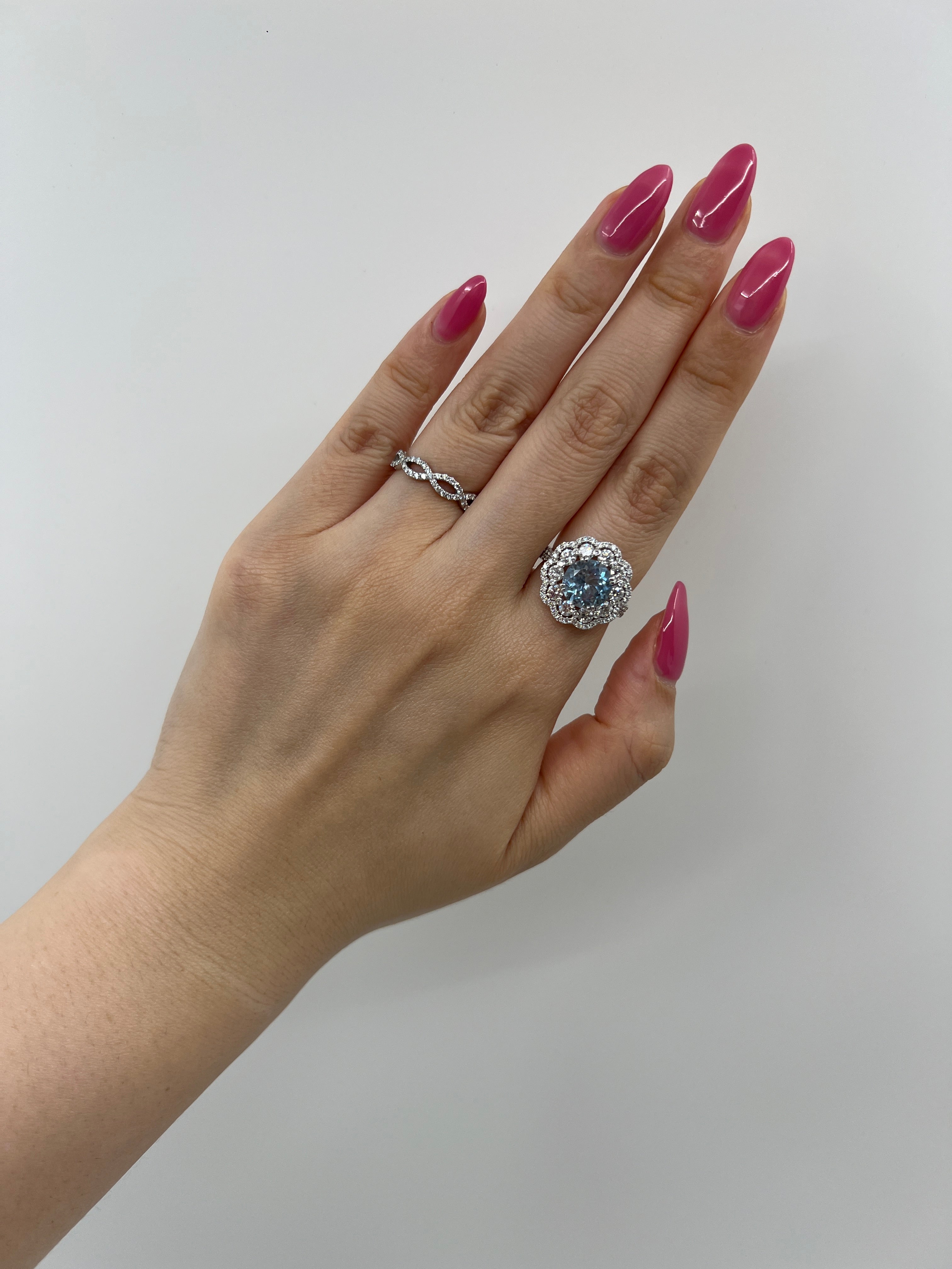 アクアマリンの歌声