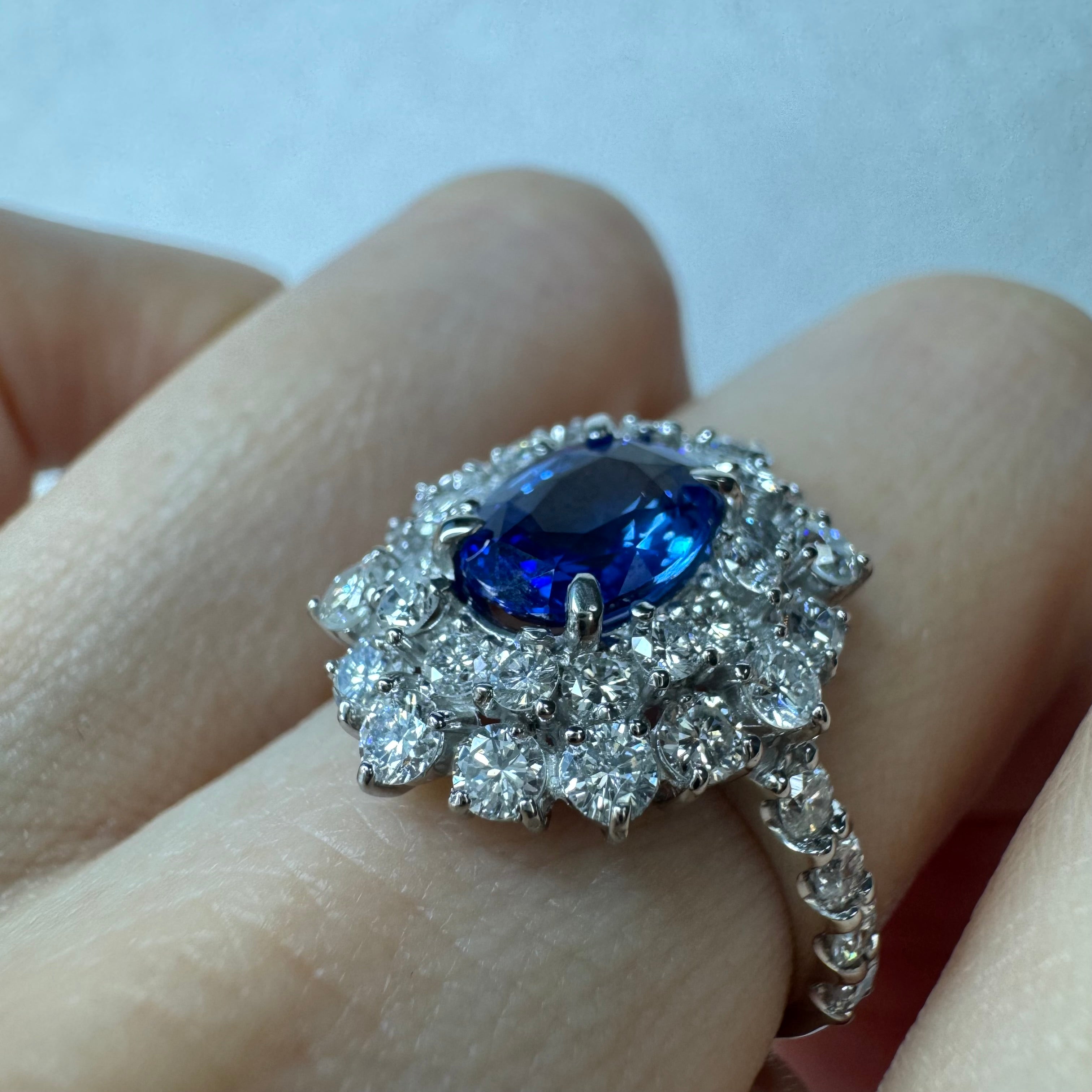 120［一点物］リング ブルーサファイア 1.6ct OV PT